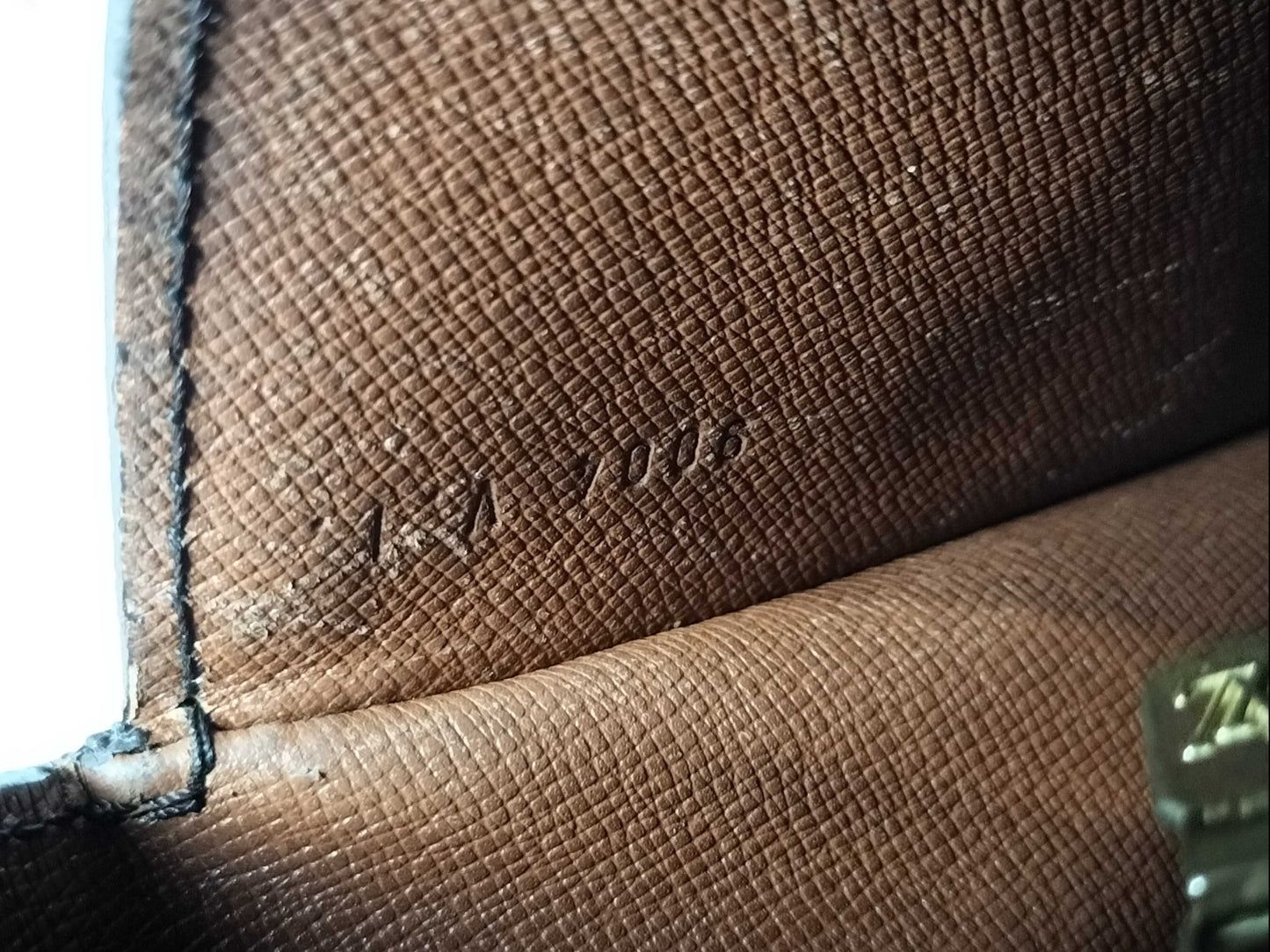 LOUIS VUITTON Monogram Saint-Cloud Shoulder Bag