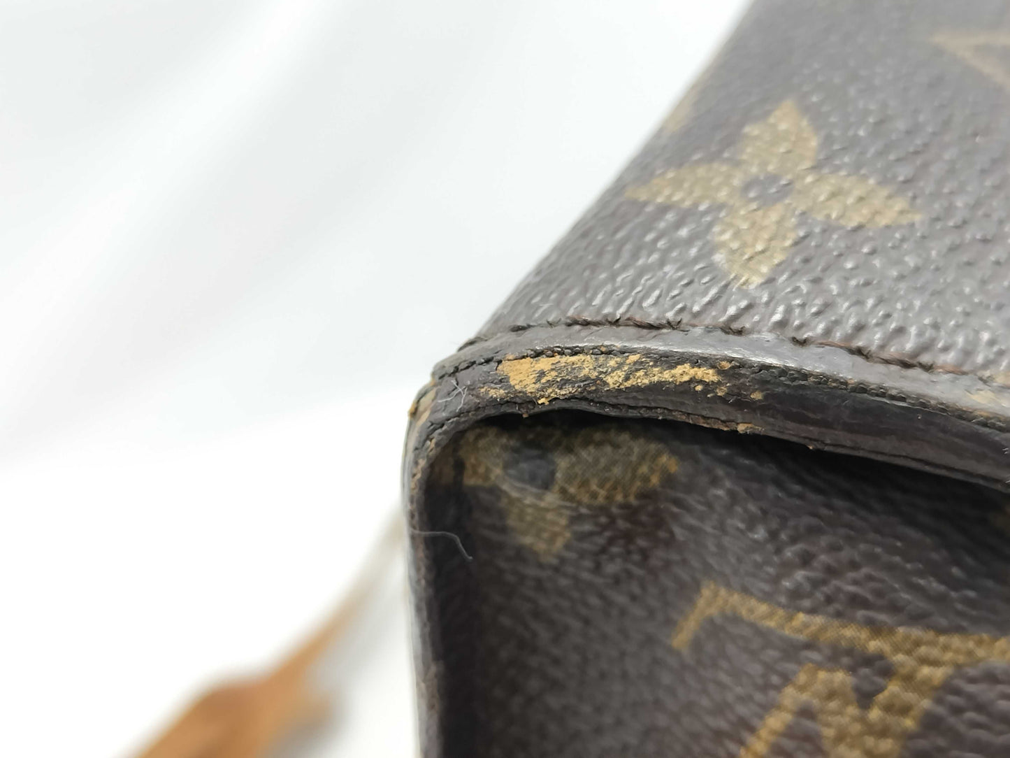 LOUIS VUITTON Monogram Saint-Cloud Shoulder Bag