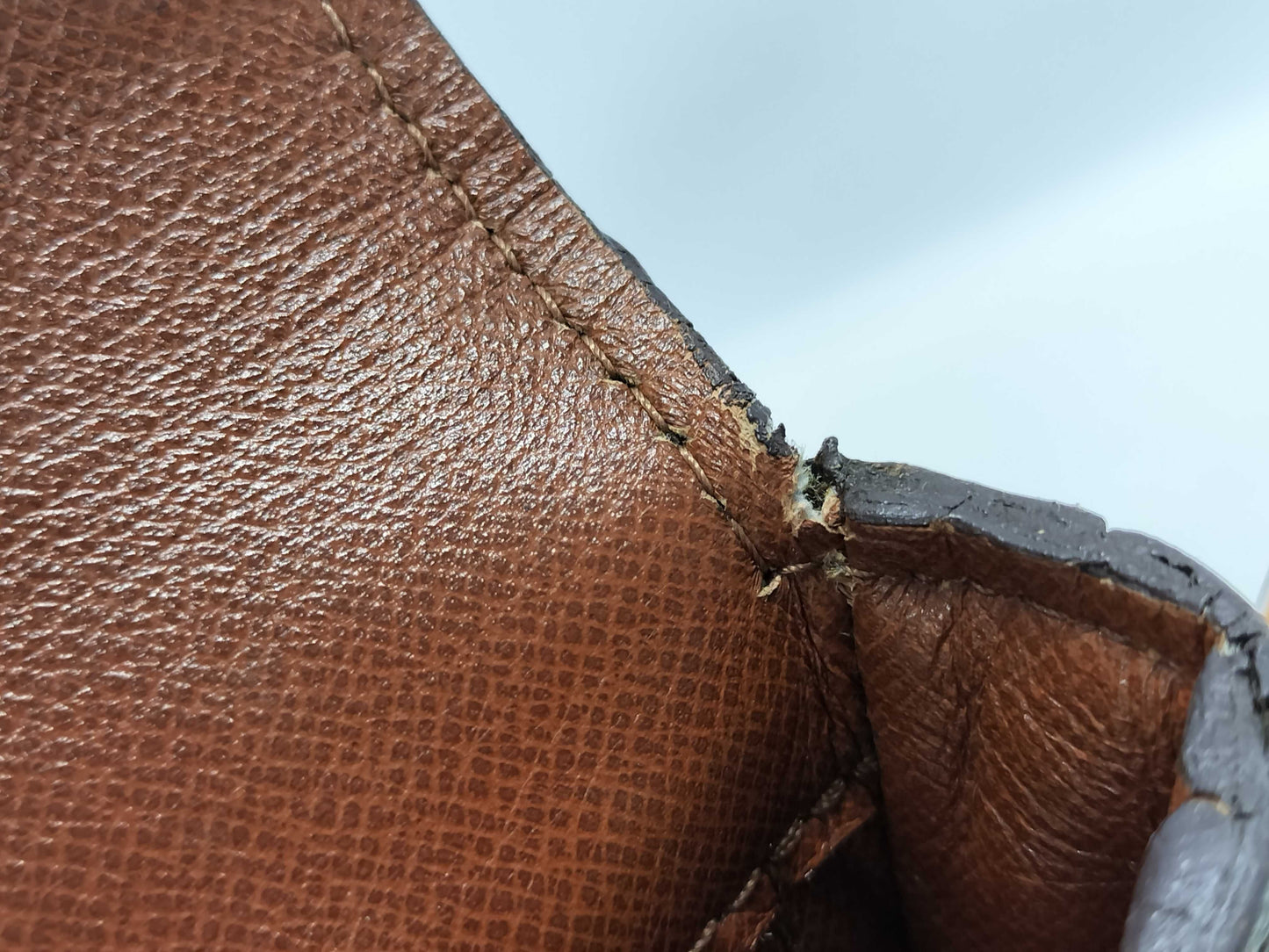 LOUIS VUITTON Chantilly Shoulder Bag