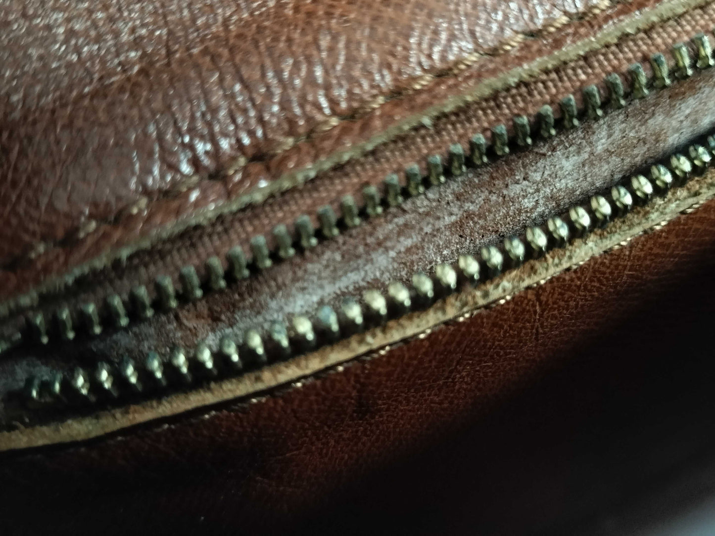 LOUIS VUITTON Chantilly Shoulder Bag