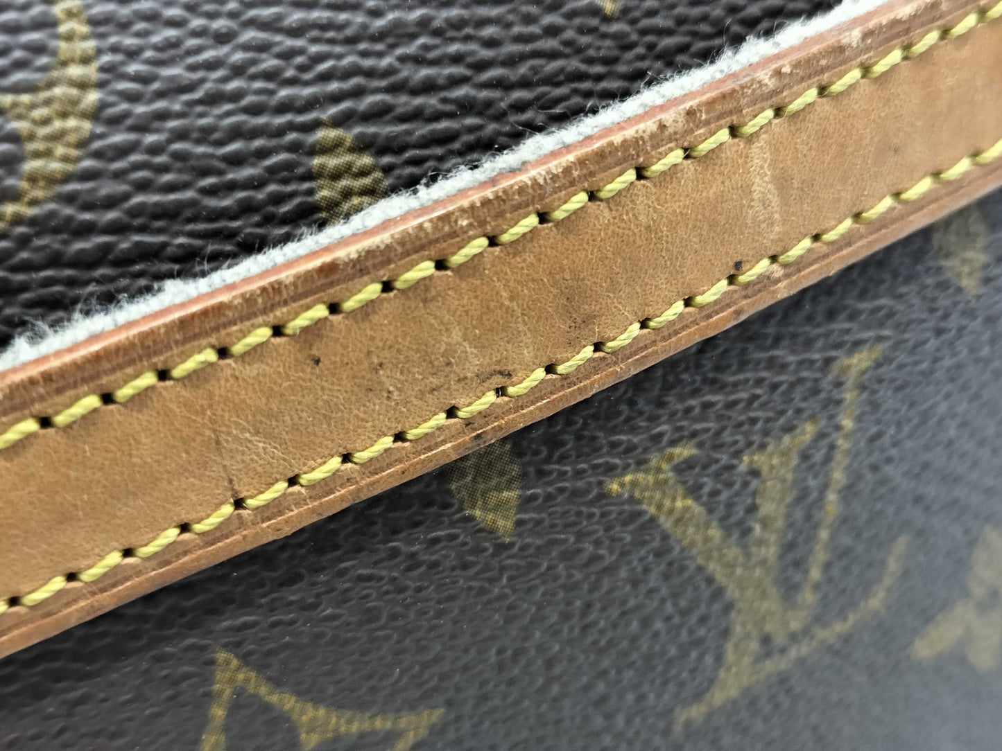 LOUIS VUITTON Monogram Jaune Fille Shoulder Bag