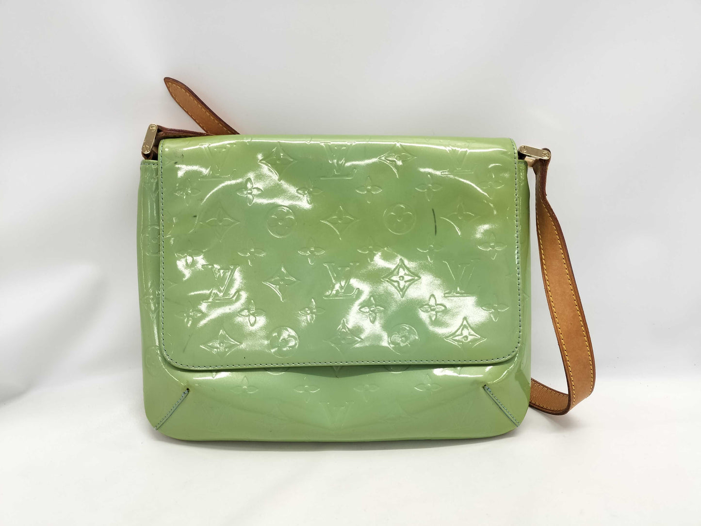 LOUIS VUITTON Vernis Thompson Street Shoulder Bag