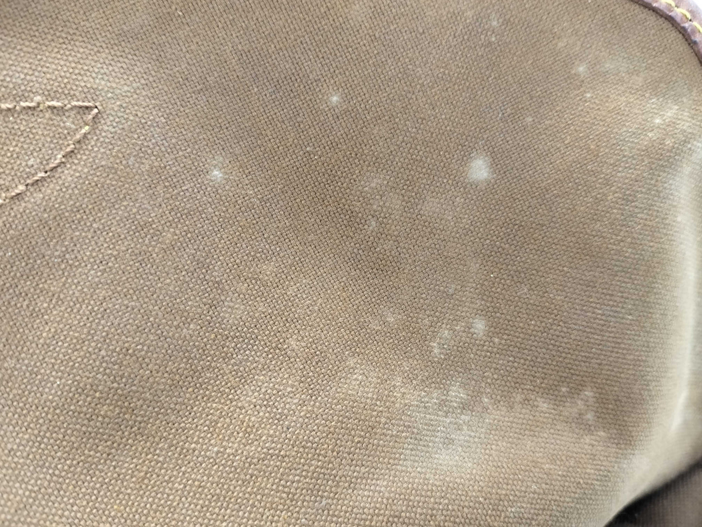 LOUIS VUITTON Saumur Shoulder Bag