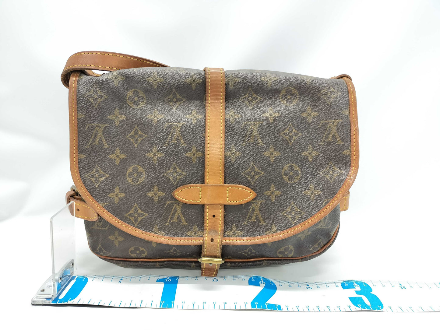 LOUIS VUITTON Saumur Shoulder Bag