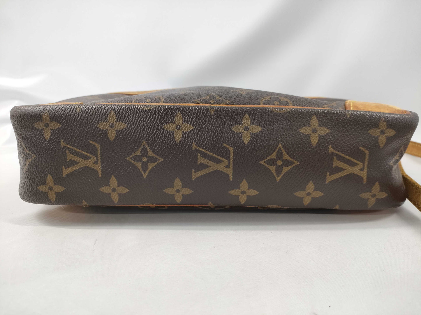 LOUIS VUITTON Monogram Trocadero Shoulder Bag