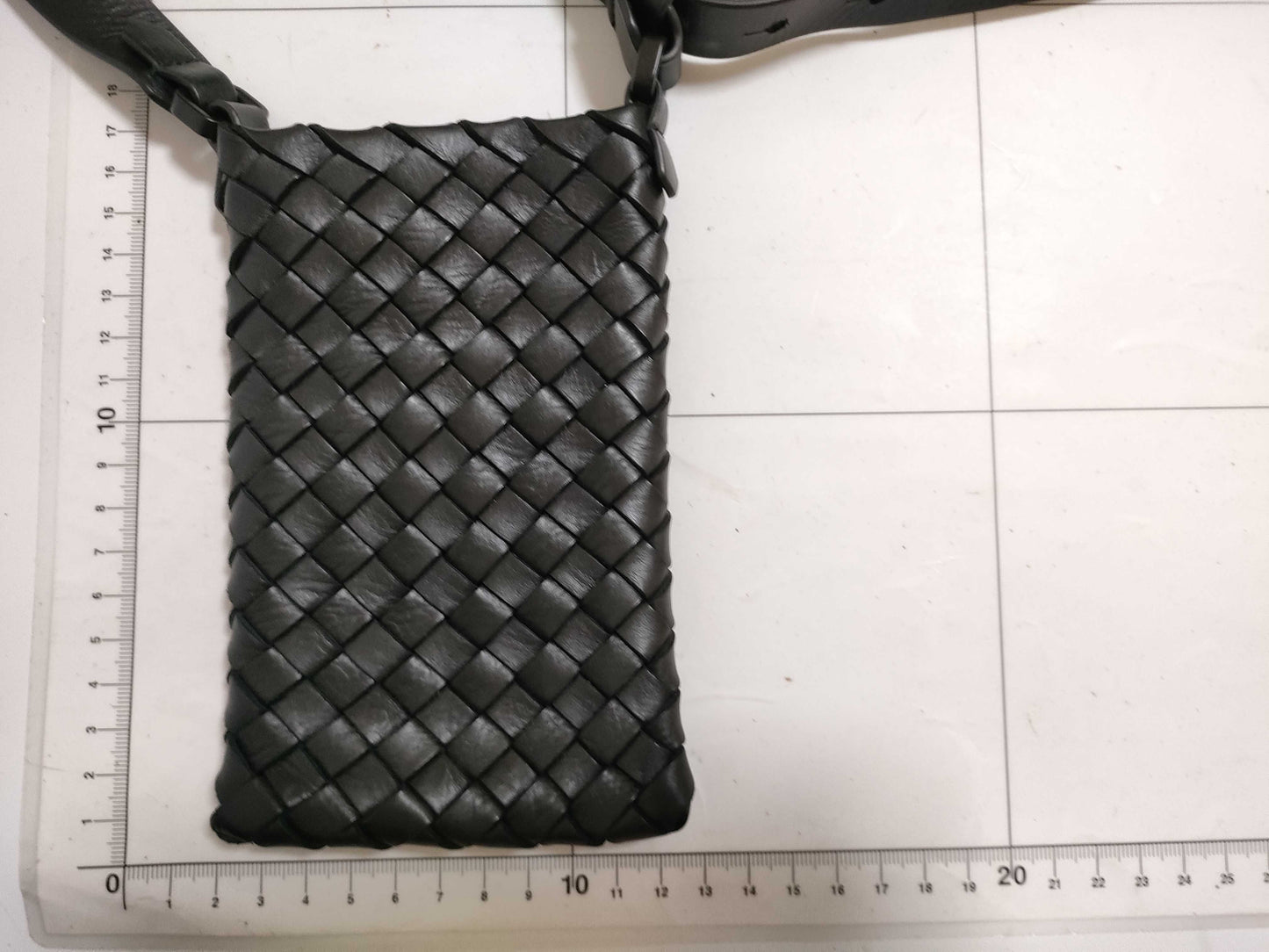 BOTTEGA VENETA Intrecciato Shoulder Bag Phone Shoulder Bag