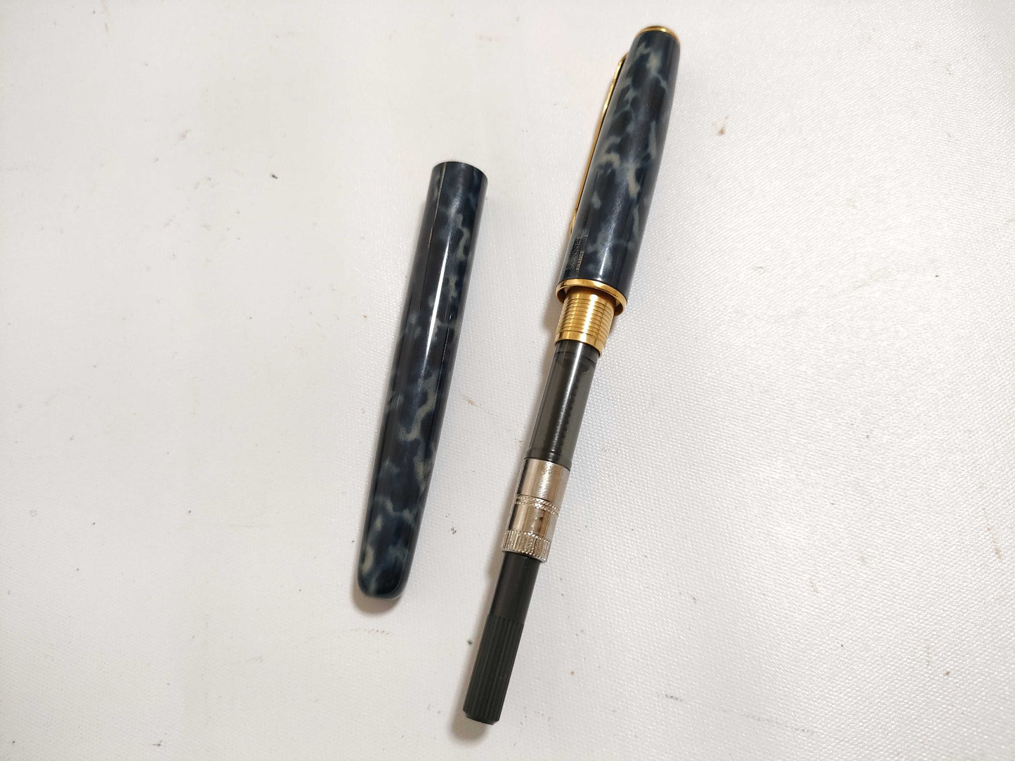 Parker Fountain Pen 18K Box Pens & Fountain Pens