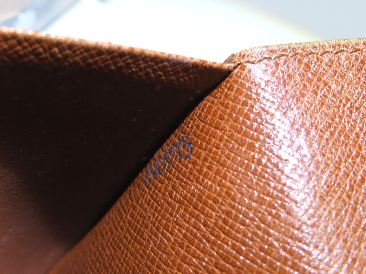 LOUIS VUITTON Monogram Louis Vuitton Monogram Porte Monnaie-Vieux-Tresor M61730/RA1915 Wallet