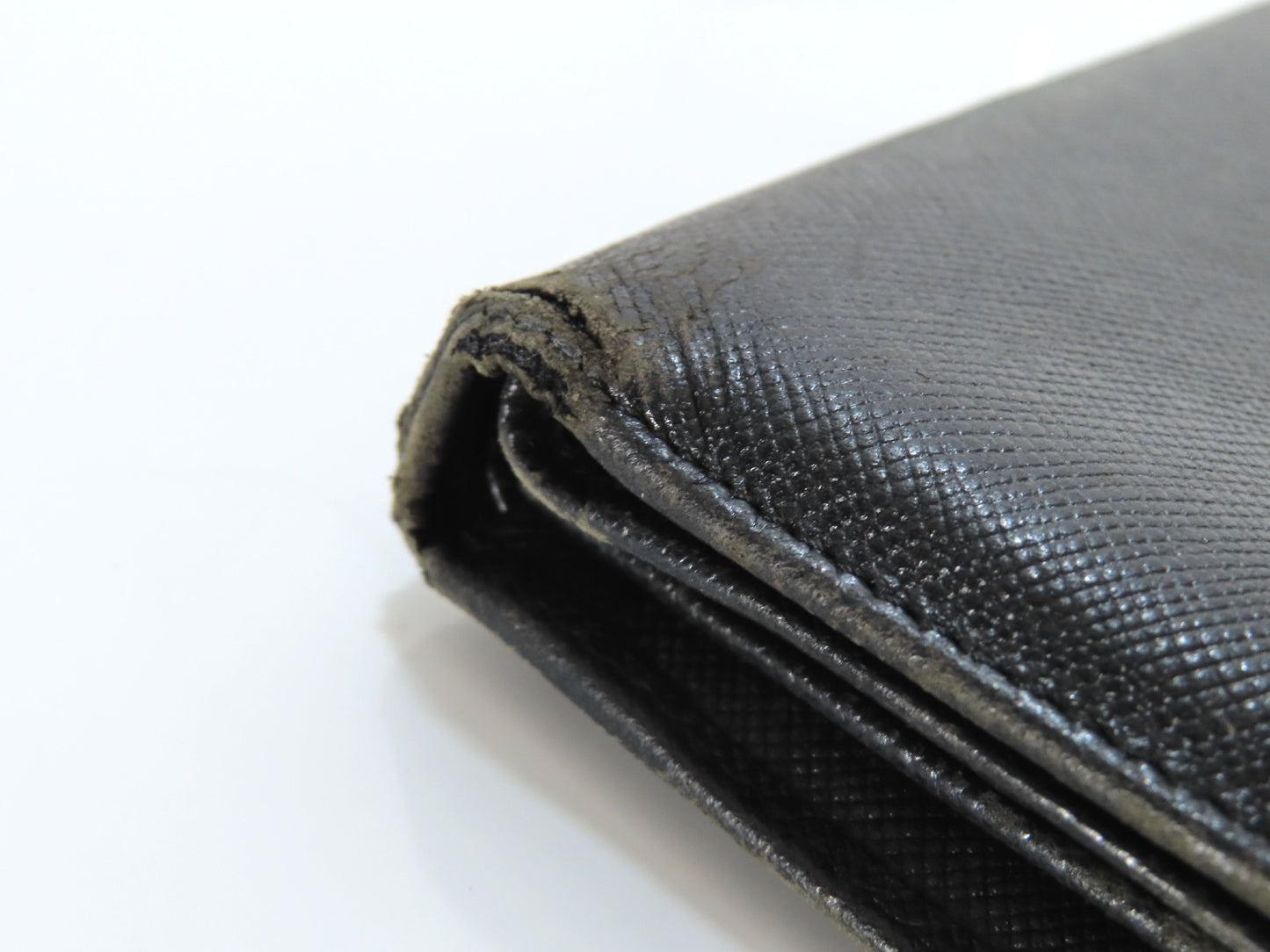 PRADA Saffiano Wallet