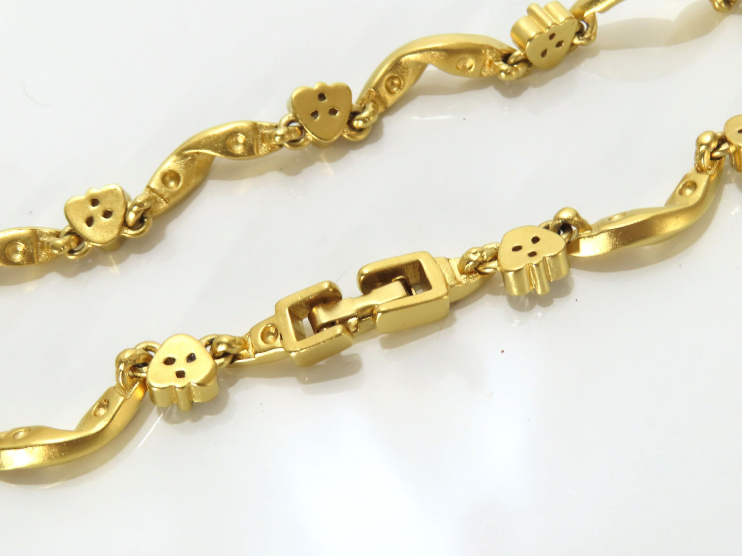 NINA RICCI Earrings and Necklace Set