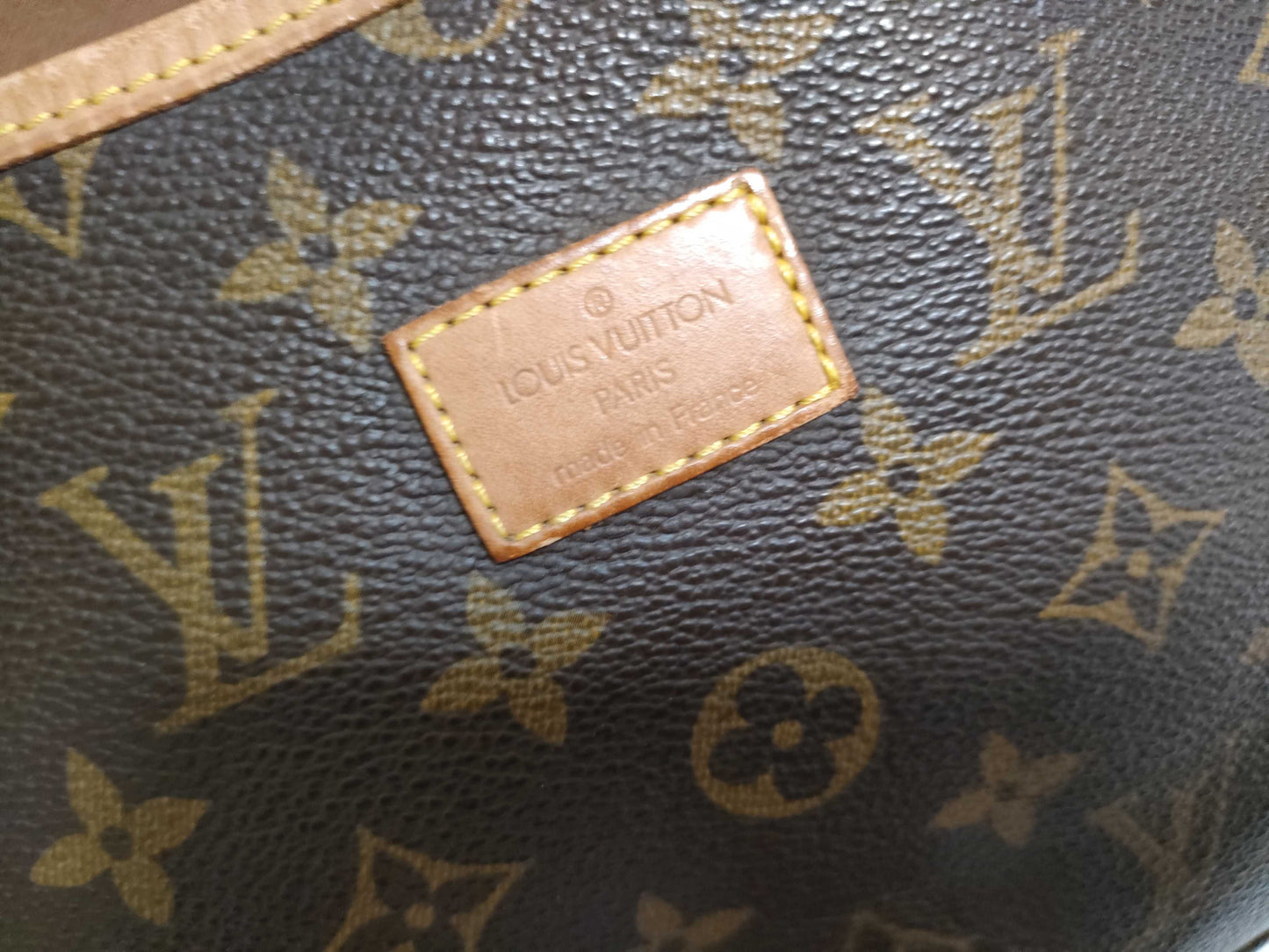 LOUIS VUITTON RFID Unverifiable Monogram Louis Vuitton Monogram Saumur 35 Shoulder Bag M42254/AR0922
