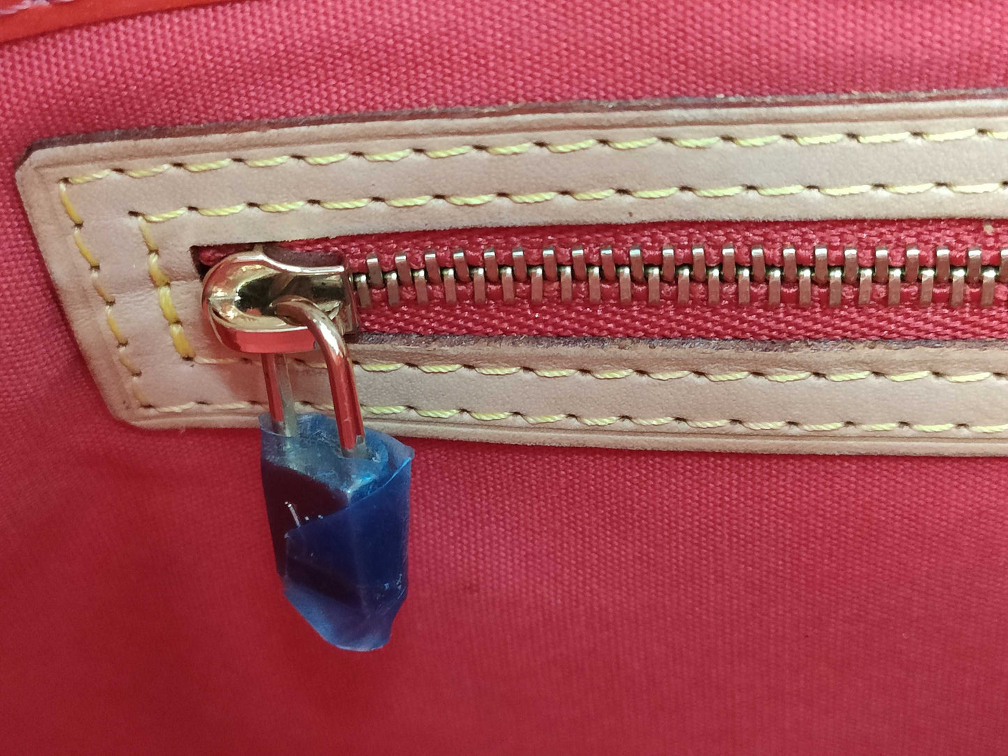LOUIS VUITTON LOUIS VUITTON Reed PM Handbag