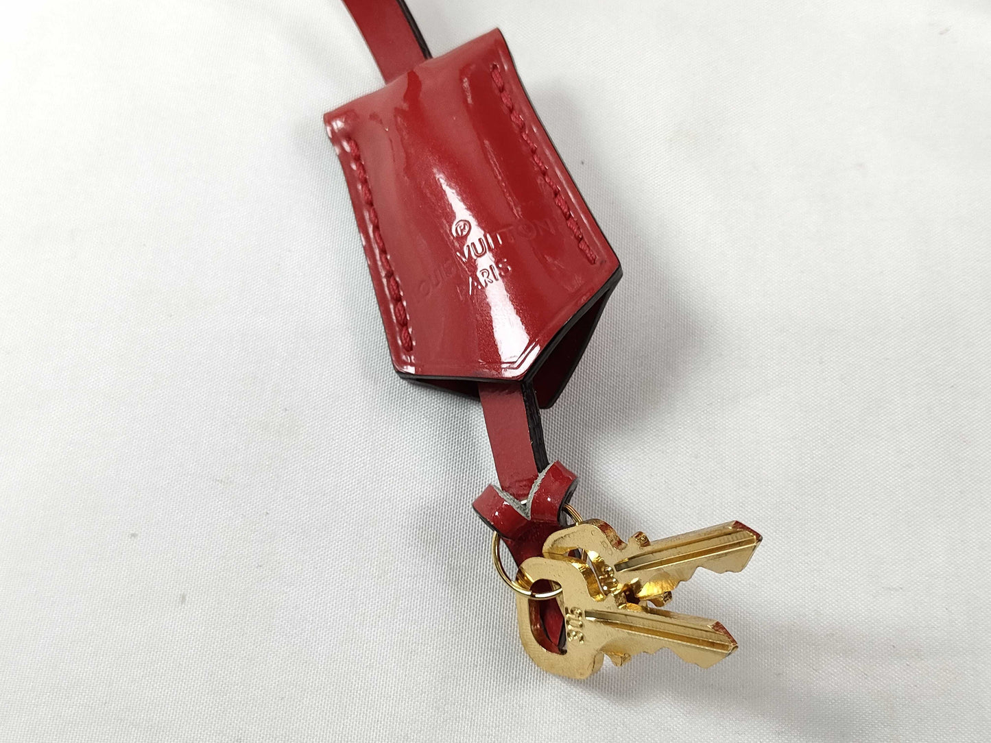 LOUIS VUITTON RFID Unverifiable CA 5104 Vernis LOUIS VUITTON Montaigne MM Handbag