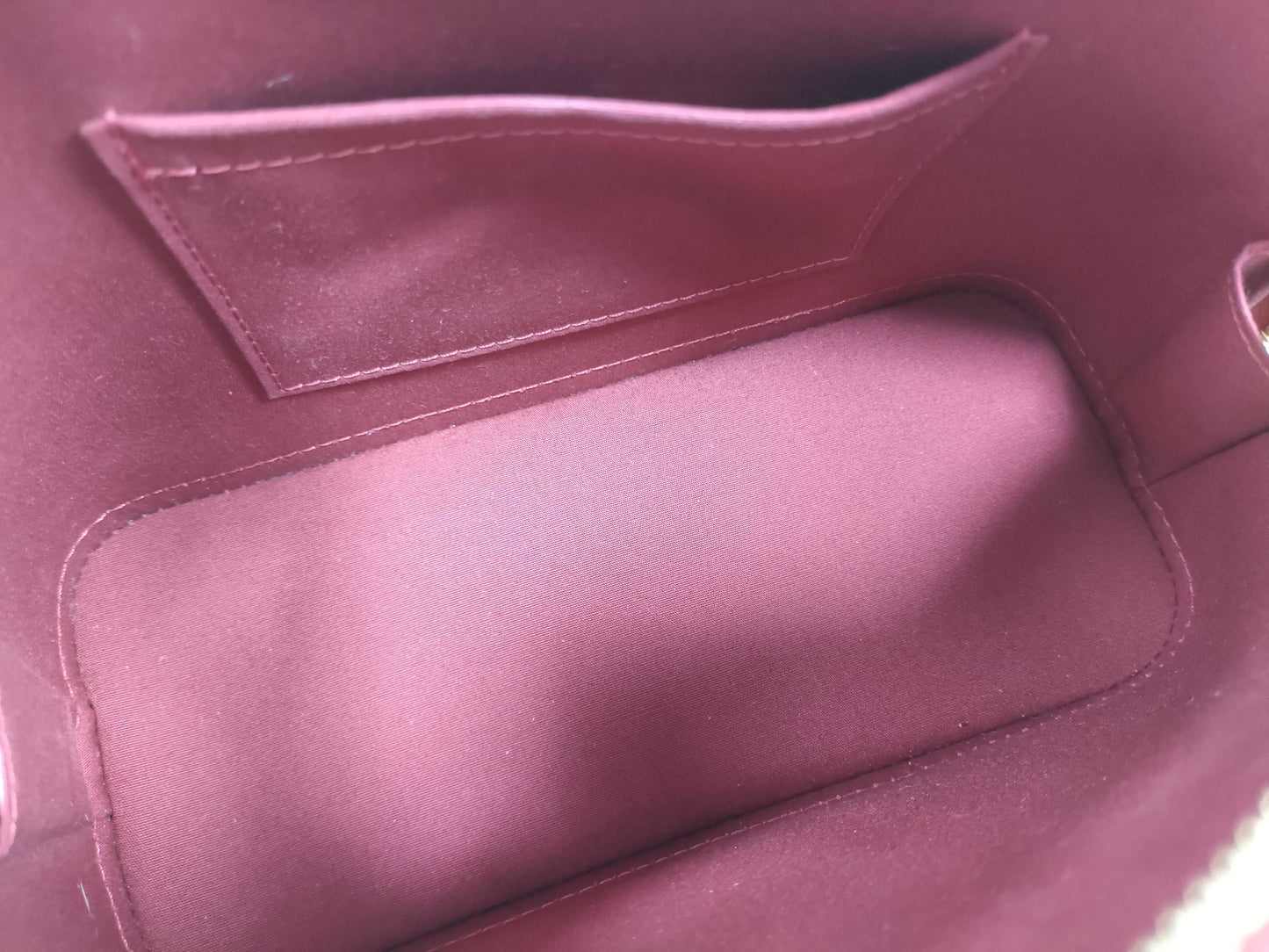 LOUIS VUITTON RFID Verified AA1104 Vernis LOUIS VUITTON Alma BB Handbag
