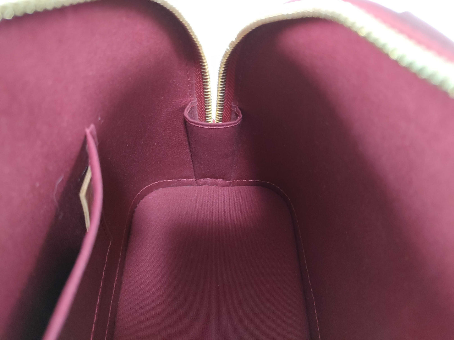 LOUIS VUITTON RFID Verified AA1104 Vernis LOUIS VUITTON Alma BB Handbag