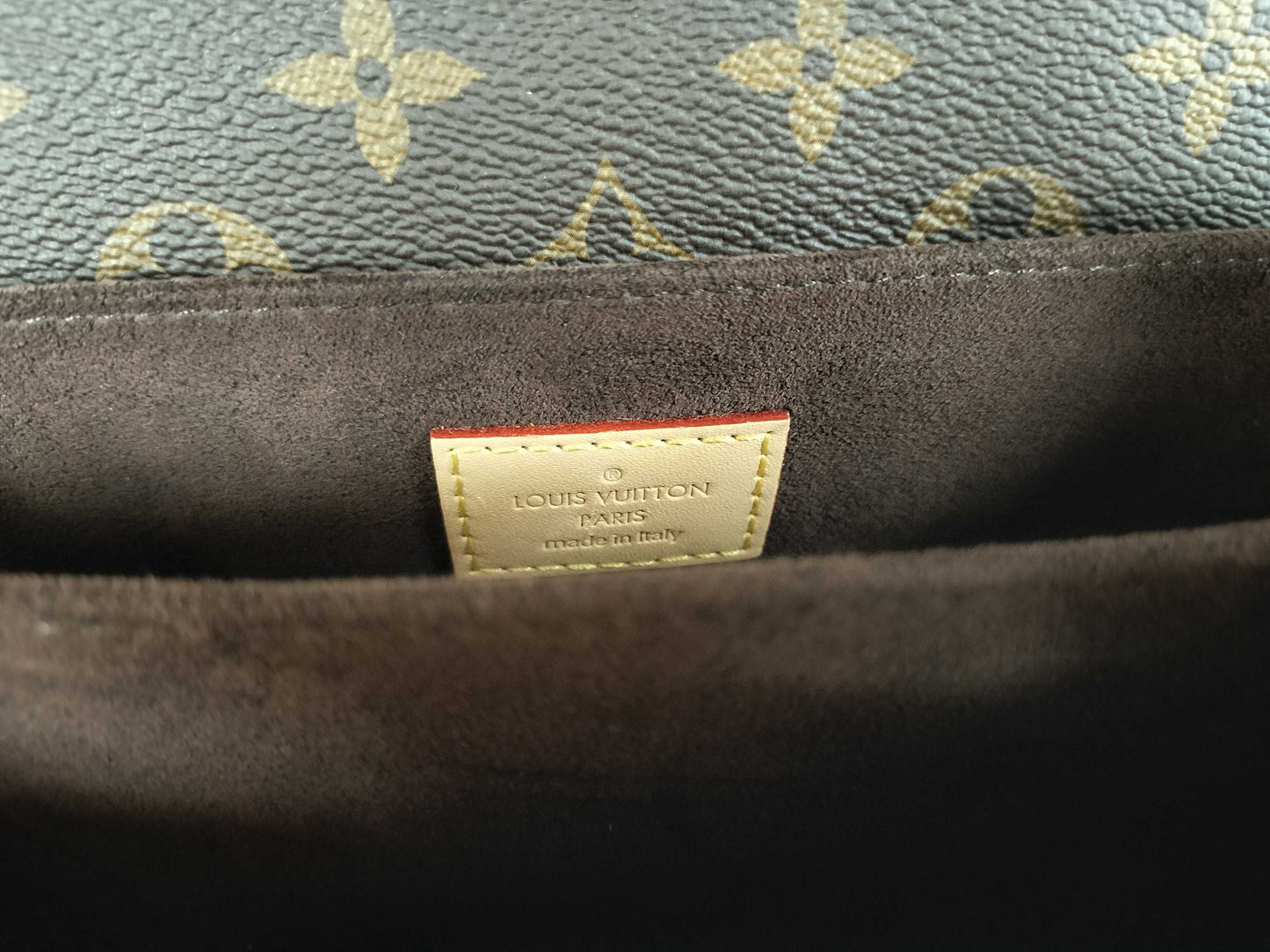 LOUIS VUITTON Monogram Pochette Metis MM Shoulder Bag