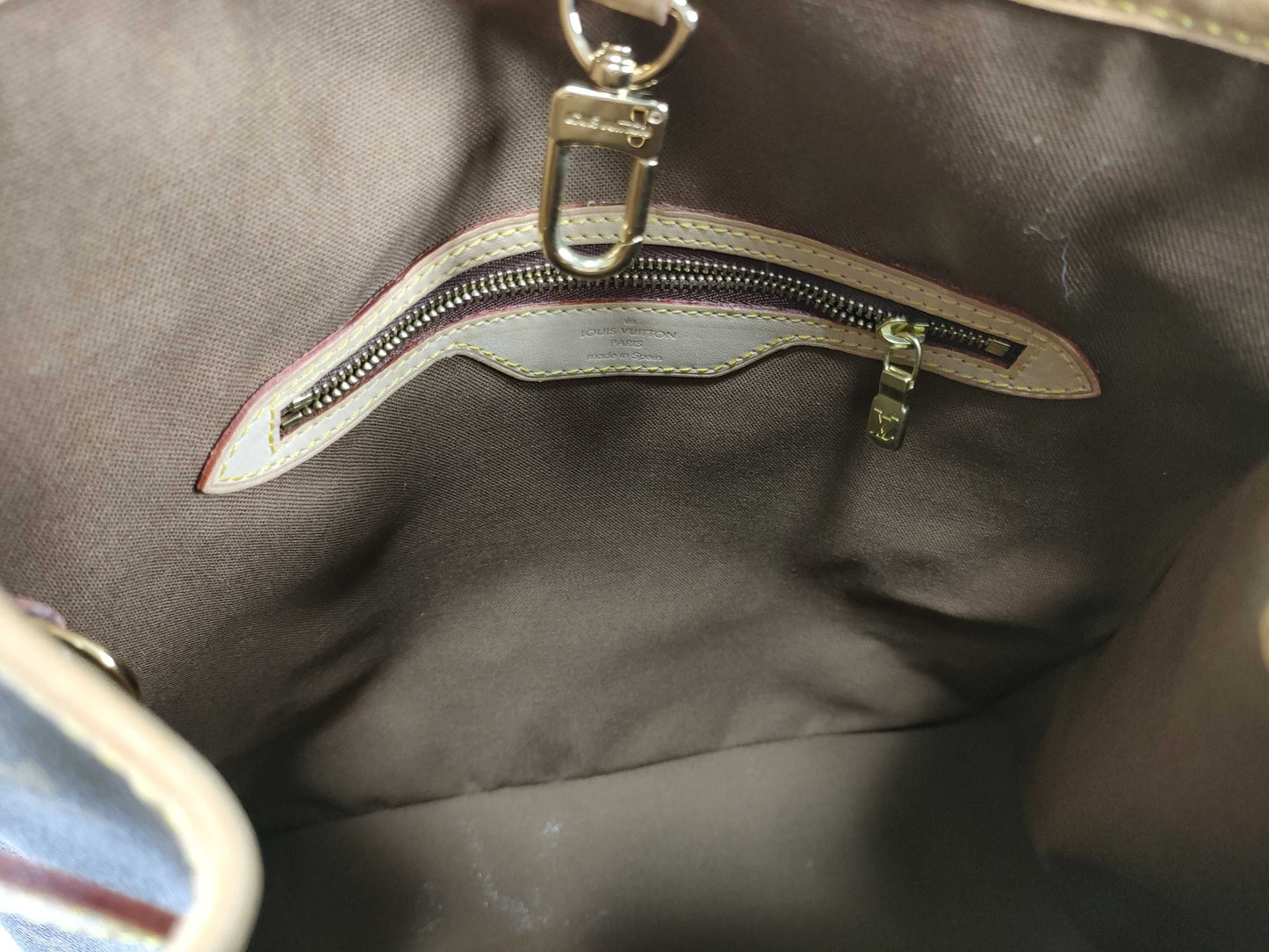 LOUIS VUITTON RFID Unverified CA 0055 Monogram LOUIS VUITTON Batignolles Verte Tote Bag