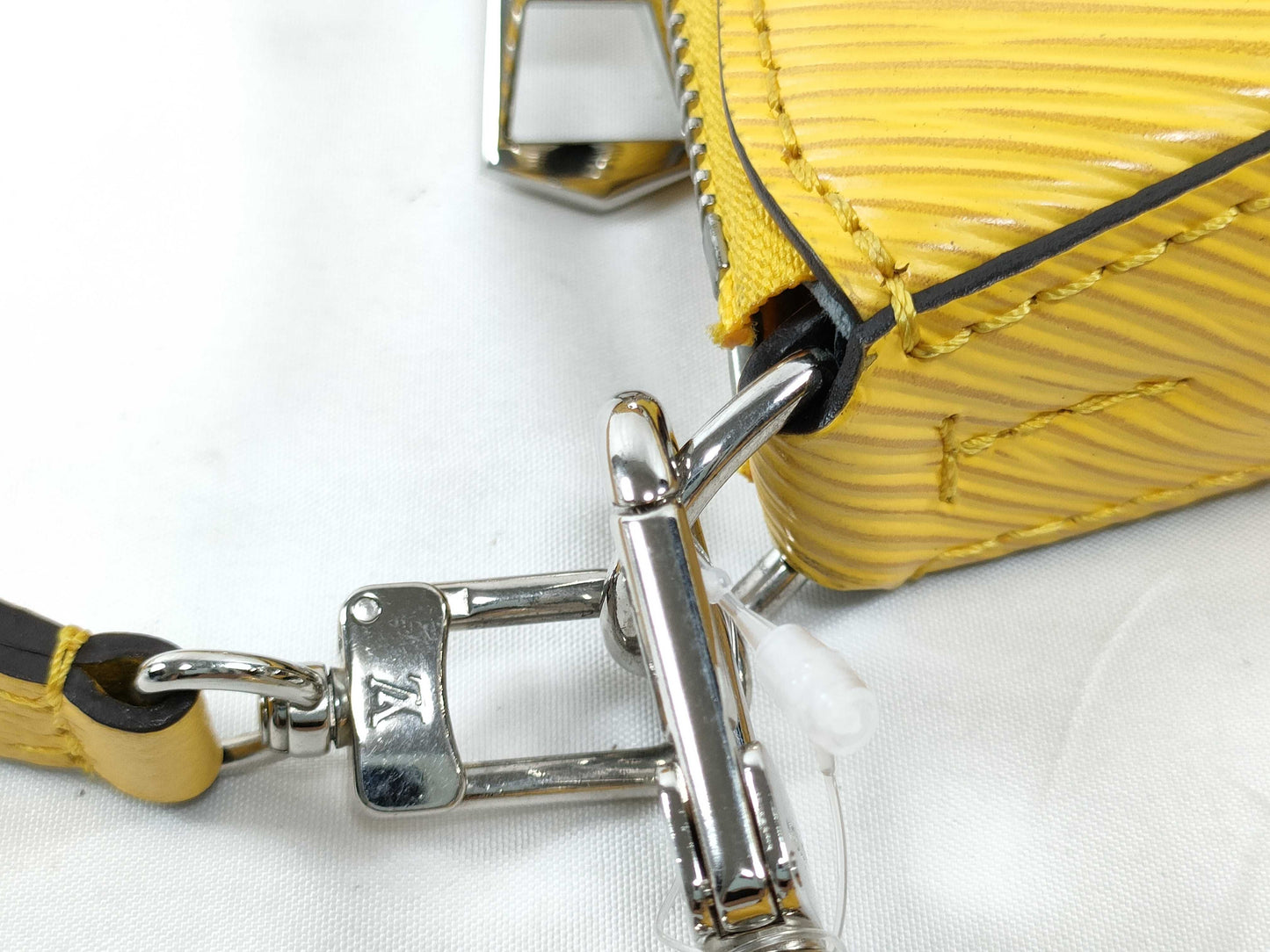 LOUIS VUITTON Epi Marel NM Handbag