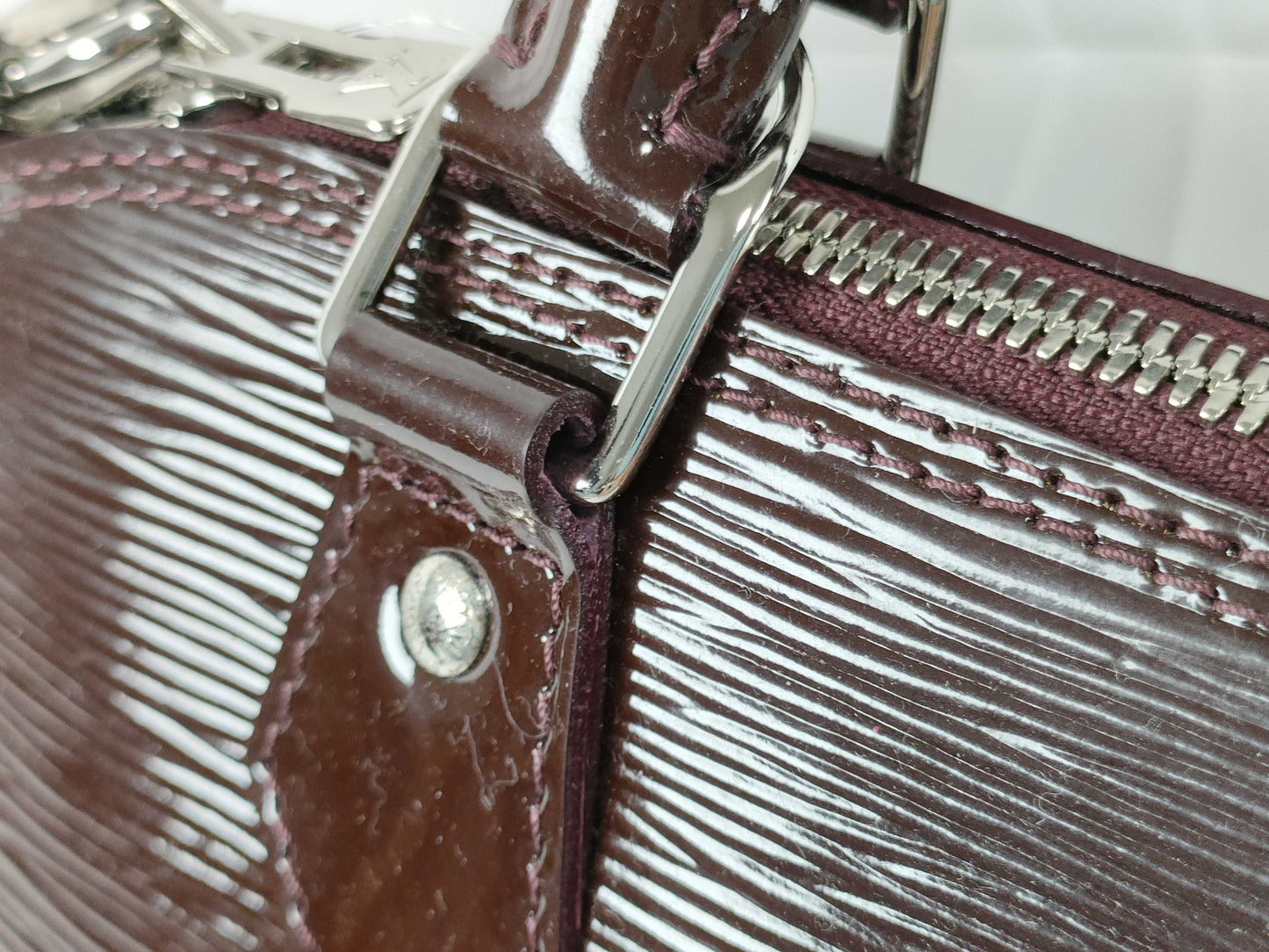 LOUIS VUITTON RFID Unverifiable FL 2142 Epi Louis Vuitton Alma Handbag