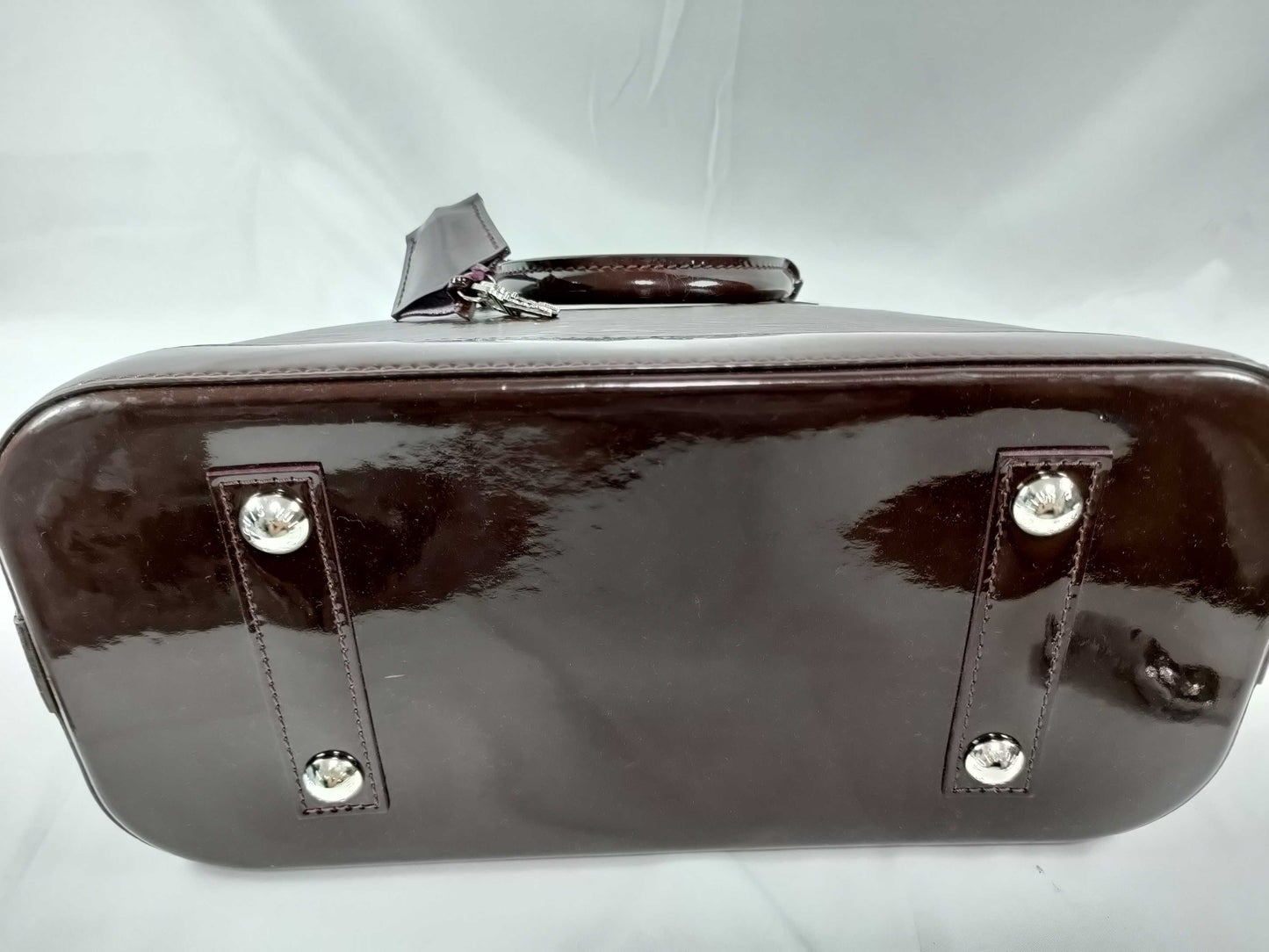 LOUIS VUITTON RFID Unverifiable FL 2142 Epi Louis Vuitton Alma Handbag