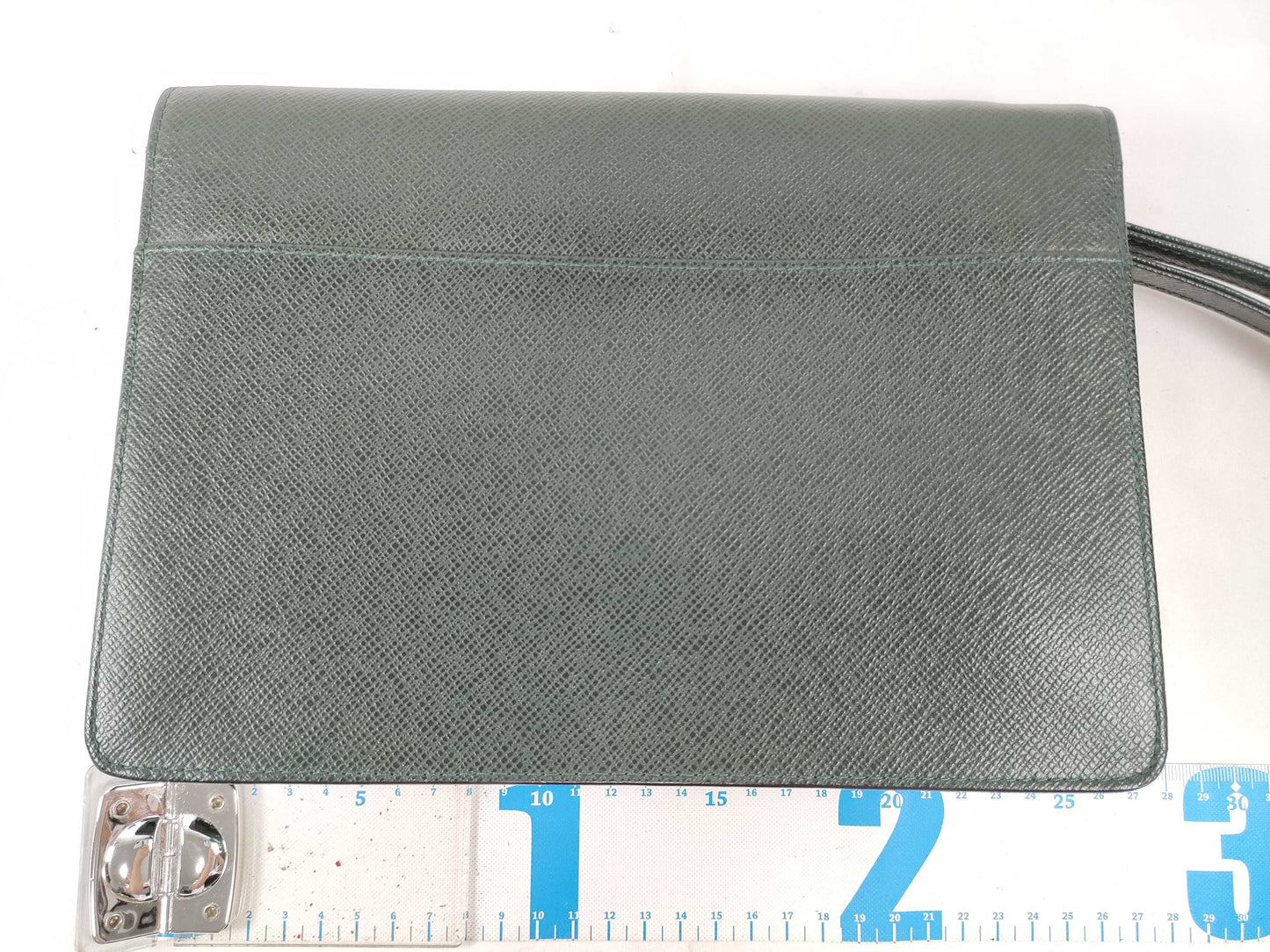 LOUIS VUITTON RFID Unverified CA 0061 Taiga LOUIS VUITTON Selenga Second Bag