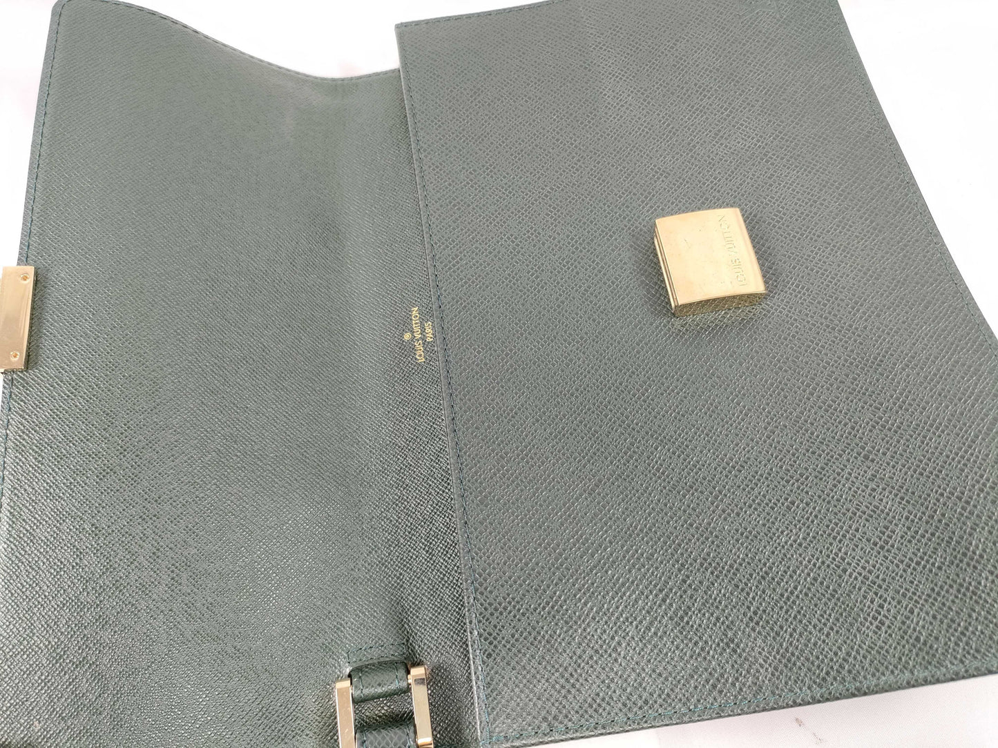 LOUIS VUITTON RFID Unverified CA 0061 Taiga LOUIS VUITTON Selenga Second Bag