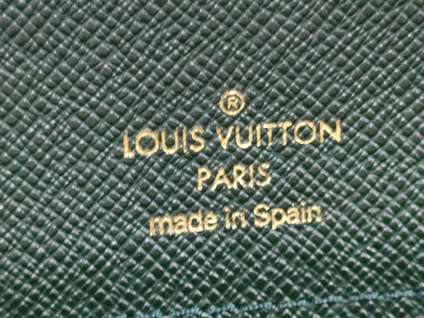 LOUIS VUITTON RFID Unverified CA 0061 Taiga LOUIS VUITTON Selenga Second Bag