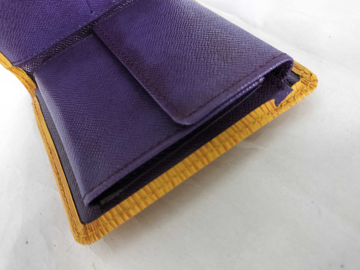LOUIS VUITTON Unidentified Epi Louis Vuitton Porte-Bie Carte-Clés Wallet