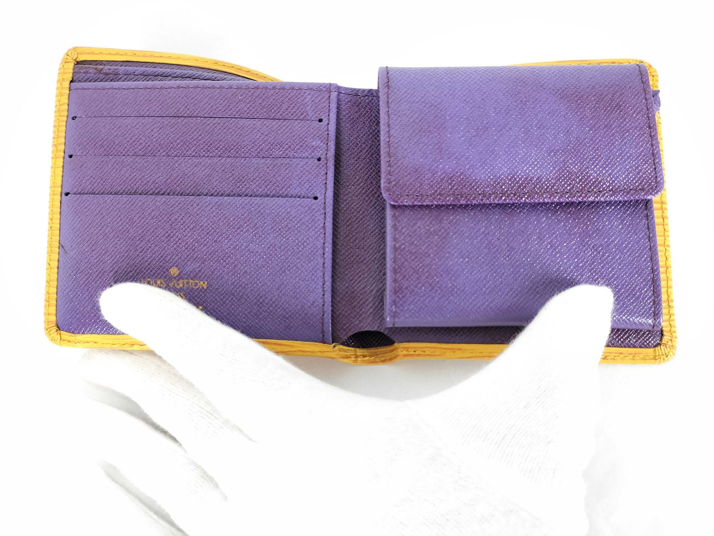 LOUIS VUITTON Unidentified Epi Louis Vuitton Porte-Bie Carte-Clés Wallet