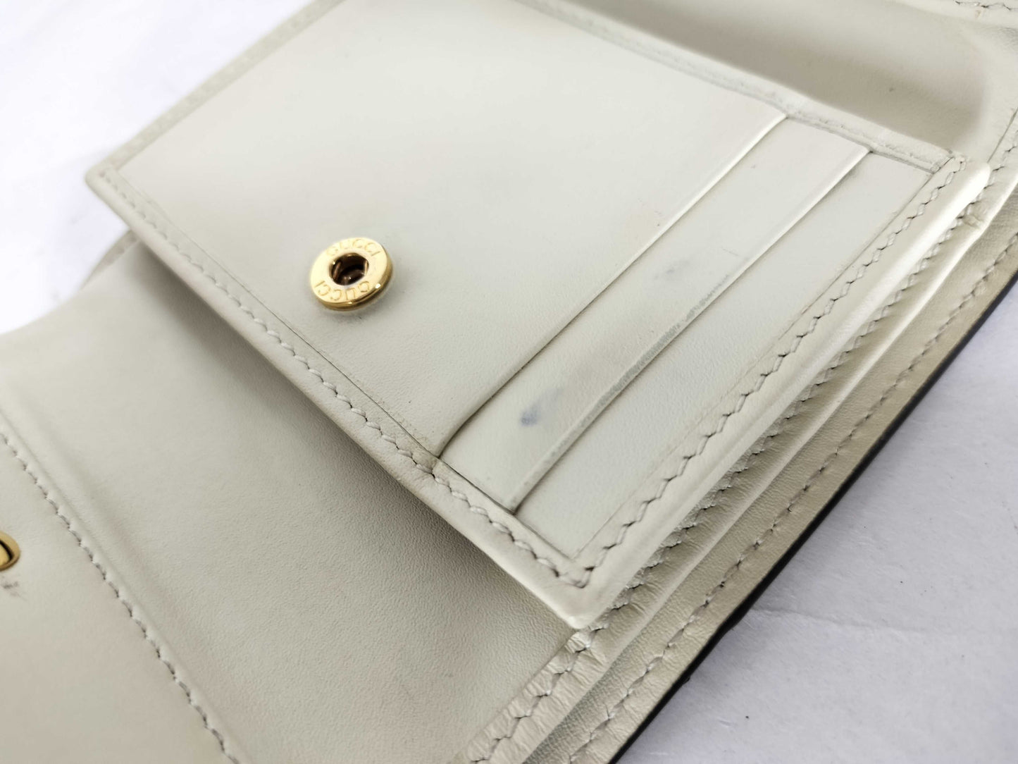 GUCCI GG GUCCI Compact Wallet