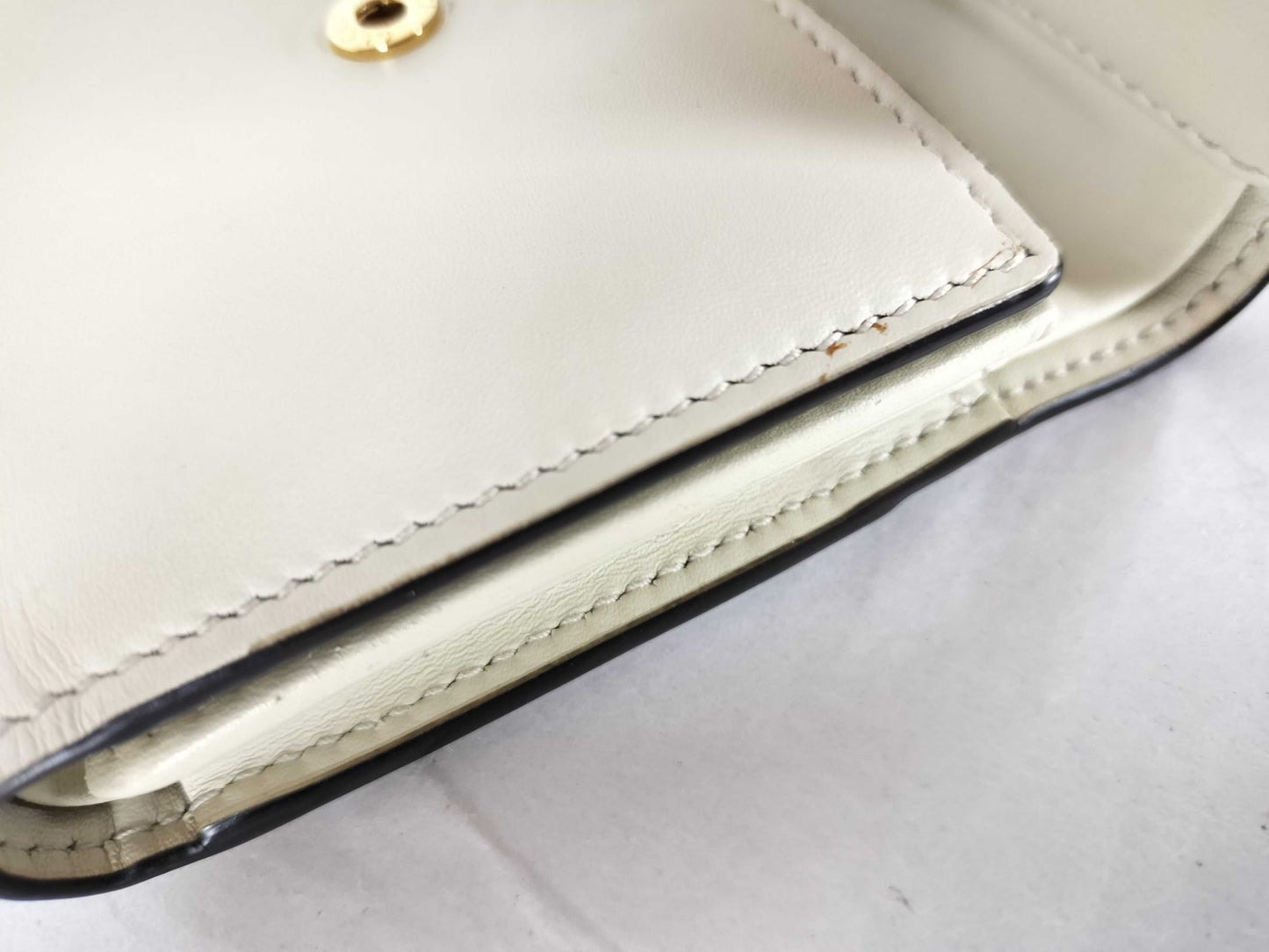 GUCCI GG GUCCI Compact Wallet