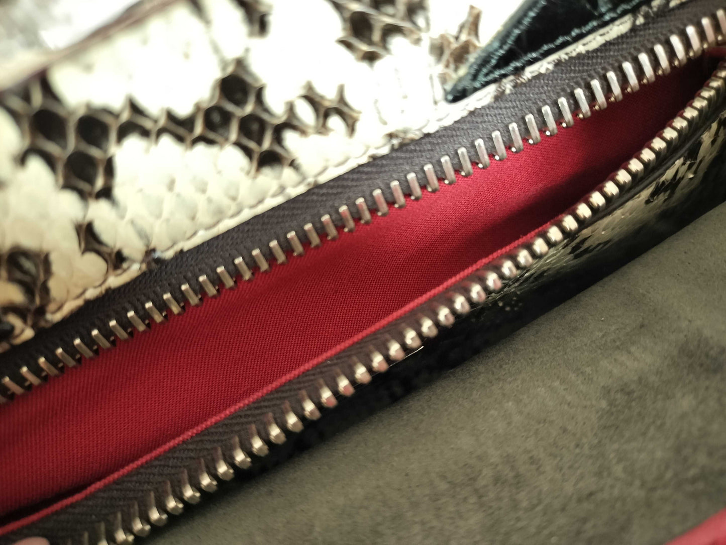 FENDI FENDI Peekaboo Medium Handbag