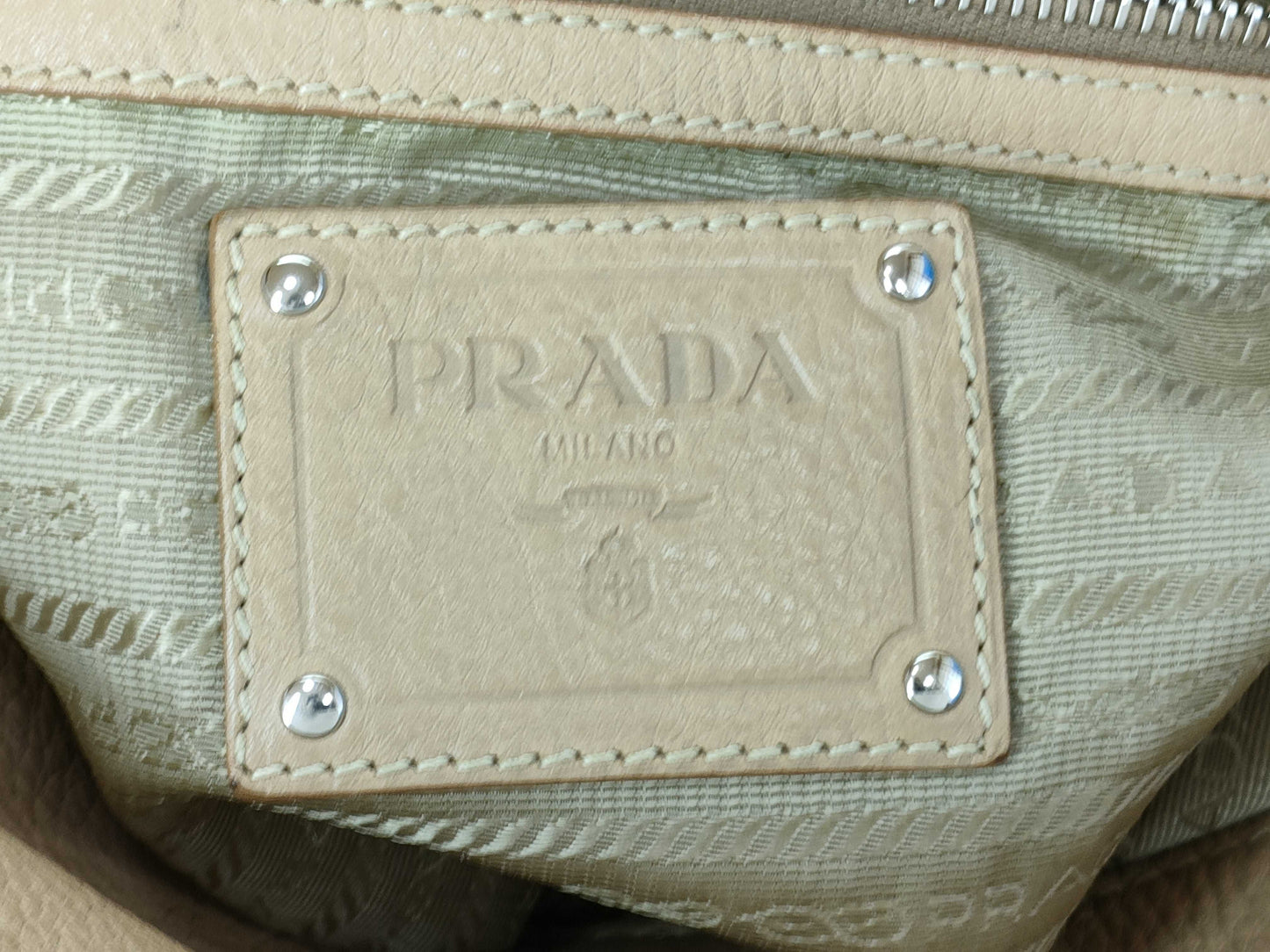 PRADA Vitello One-Shoulder Beige Shoulder Bag