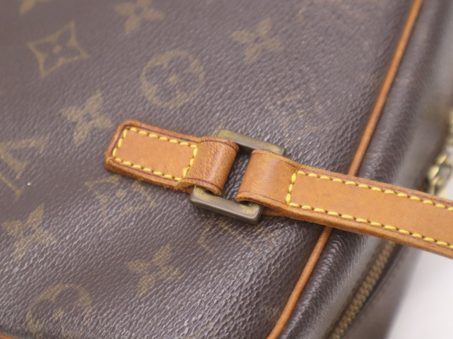 LOUIS VUITTON M51182 Monogram Cite MM Shoulder Bag