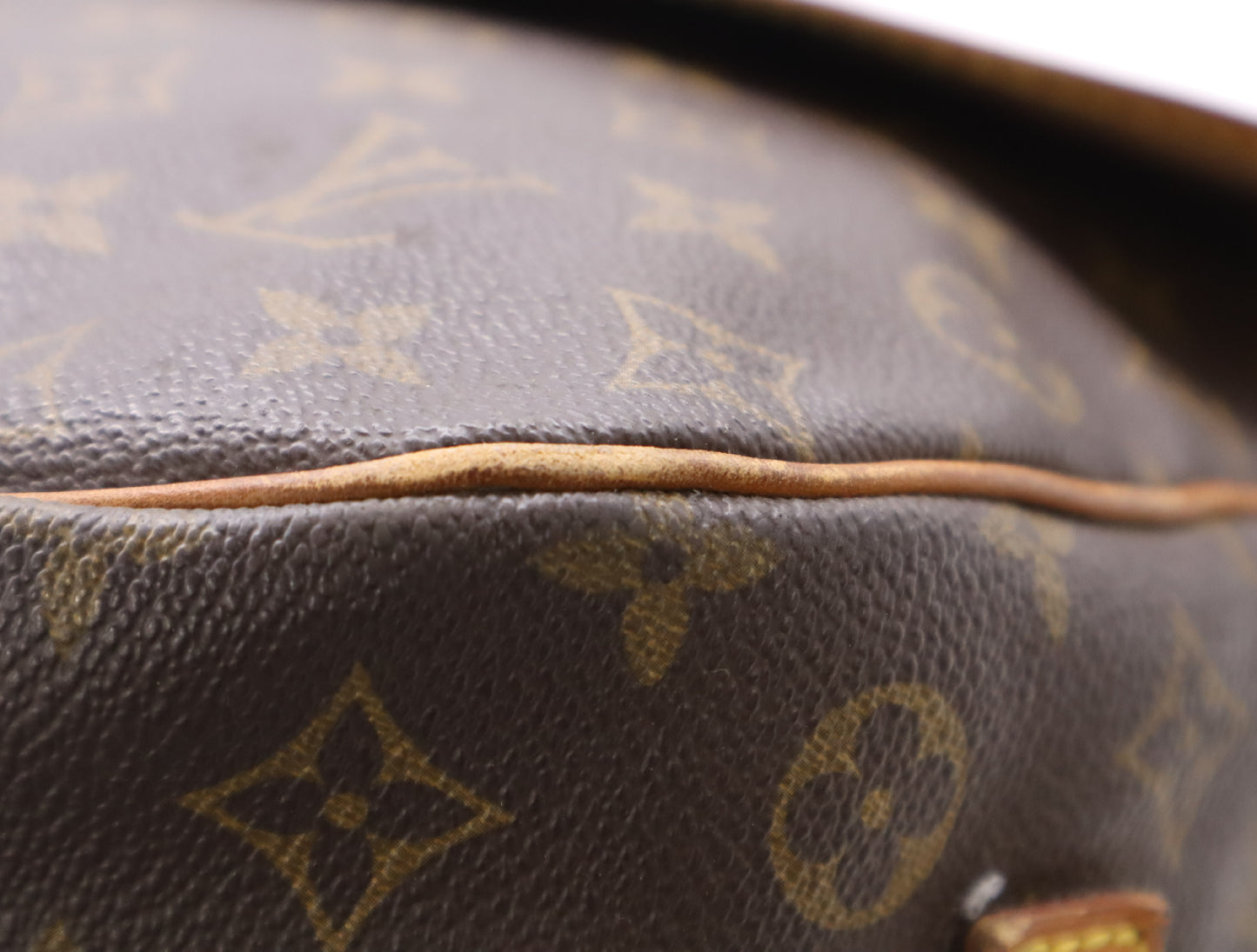 LOUIS VUITTON M42254 Monogram Saumur 35 Shoulder Bag