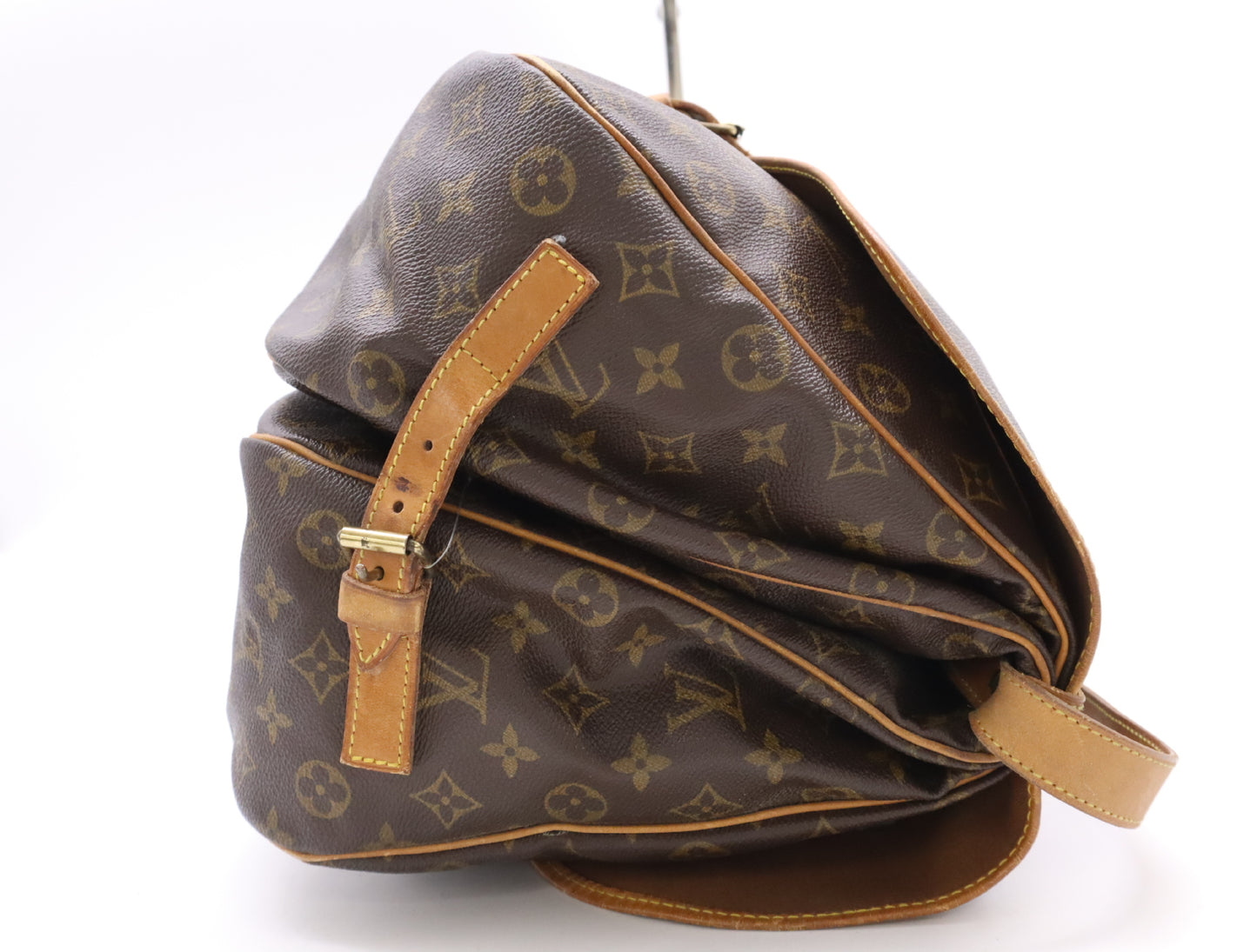 LOUIS VUITTON M42254 Monogram Saumur 35 Shoulder Bag