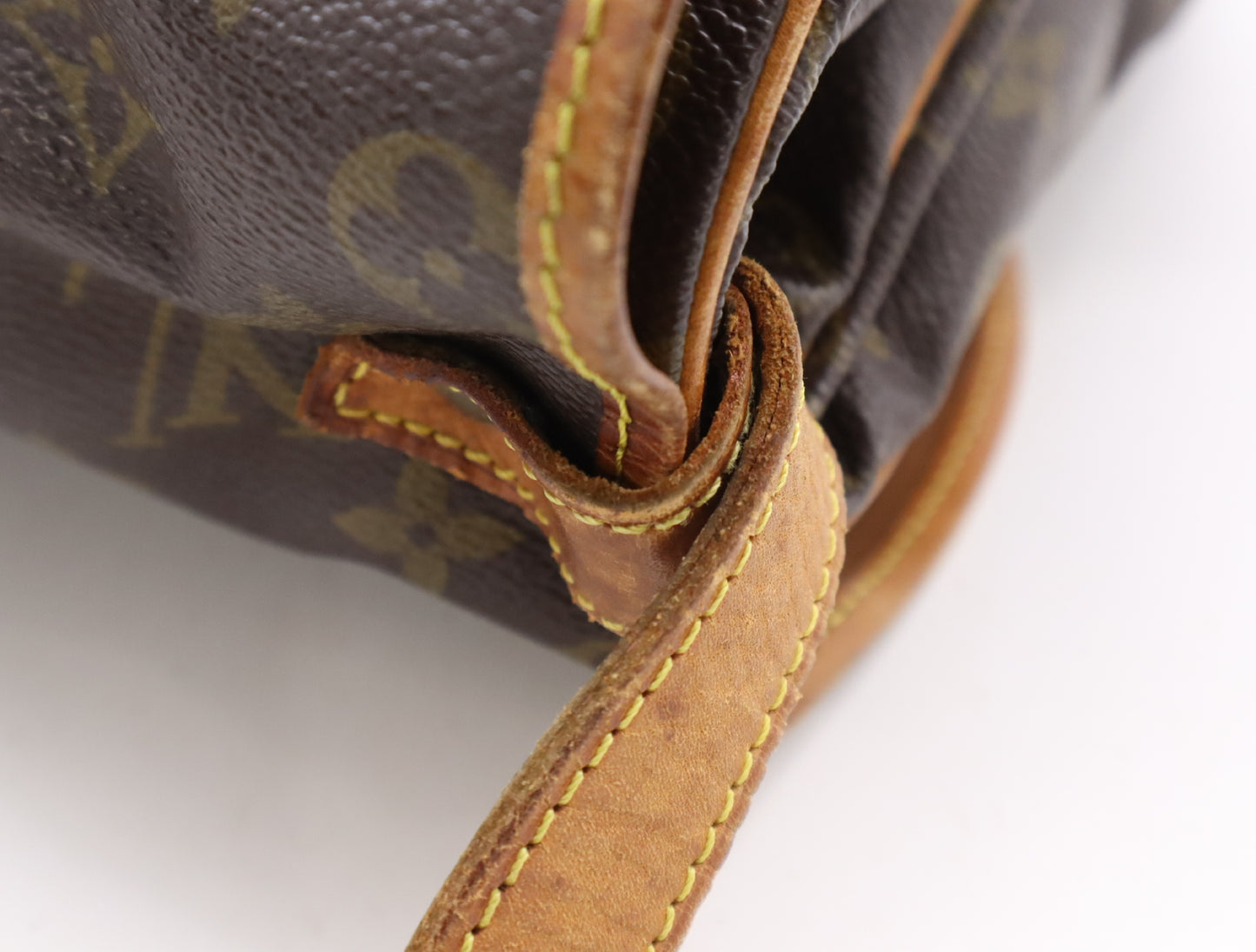 LOUIS VUITTON M42254 Monogram Saumur 35 Shoulder Bag