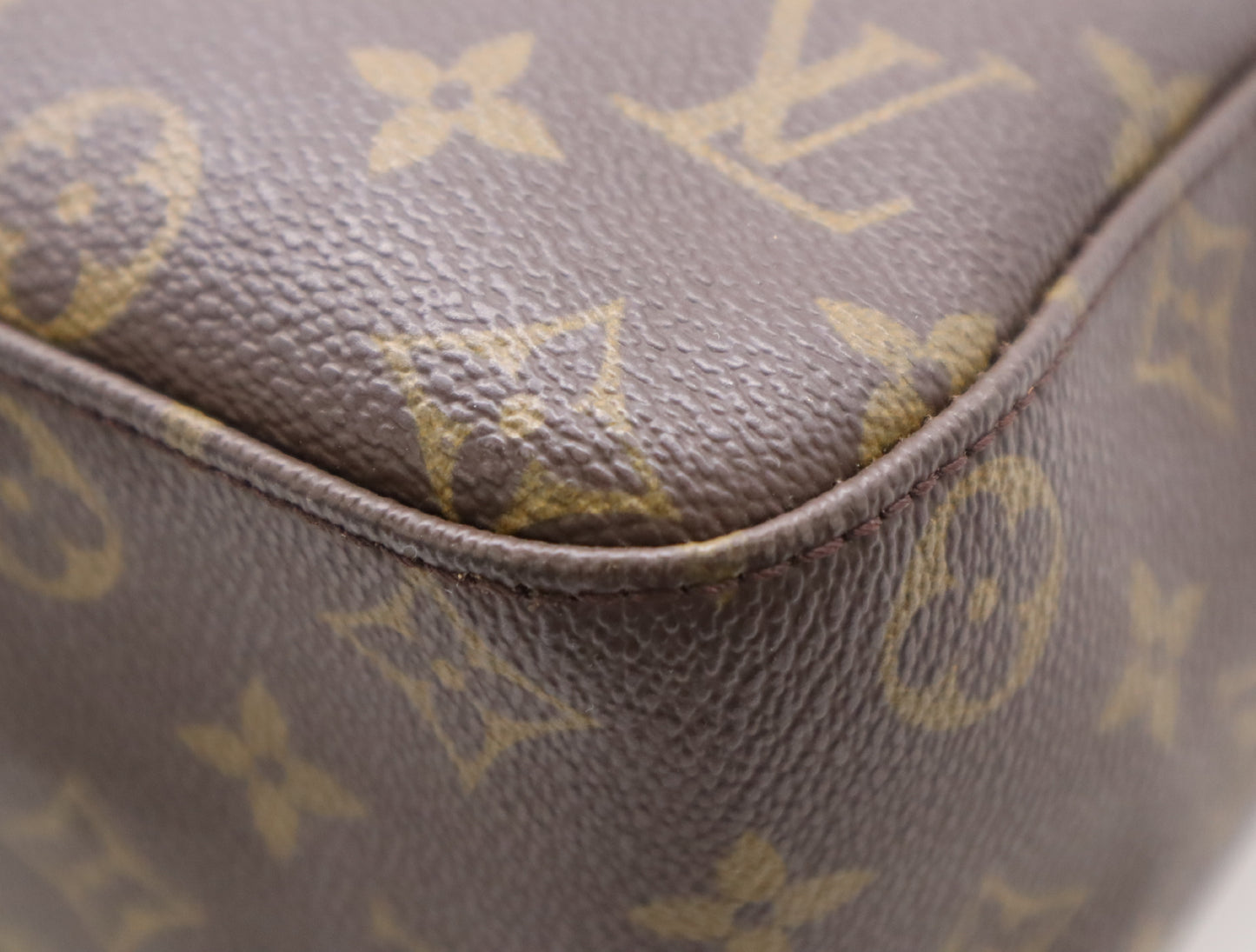 LOUIS VUITTON M51145 Monogram Looping GM Tote Bag