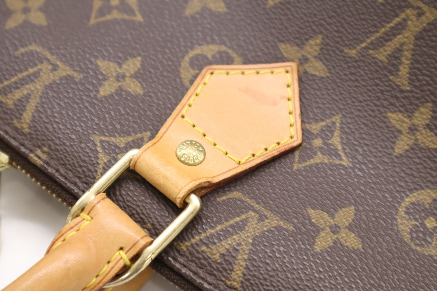LOUIS VUITTON M51130 Monogram Alma handbag