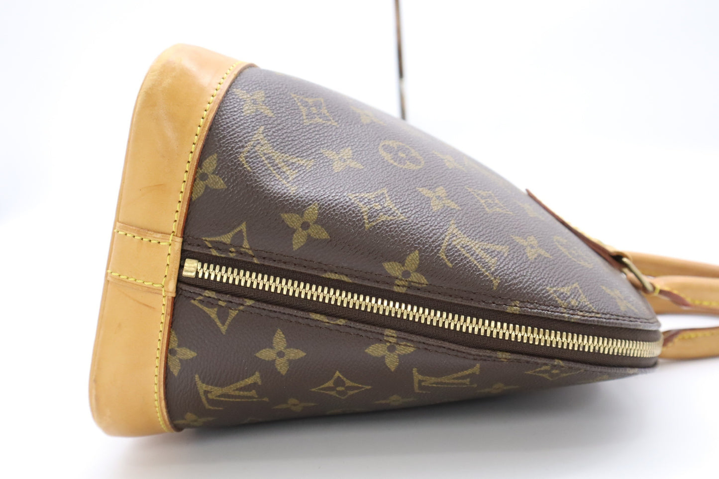LOUIS VUITTON M51130 Monogram Alma handbag