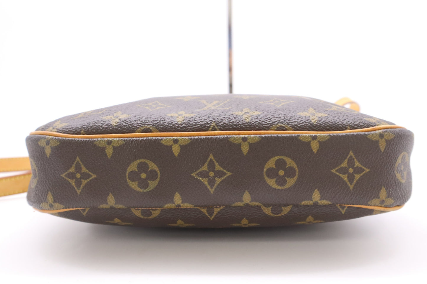 LOUIS VUITTON M56390 Monogram Odeon PM Shoulder Bag