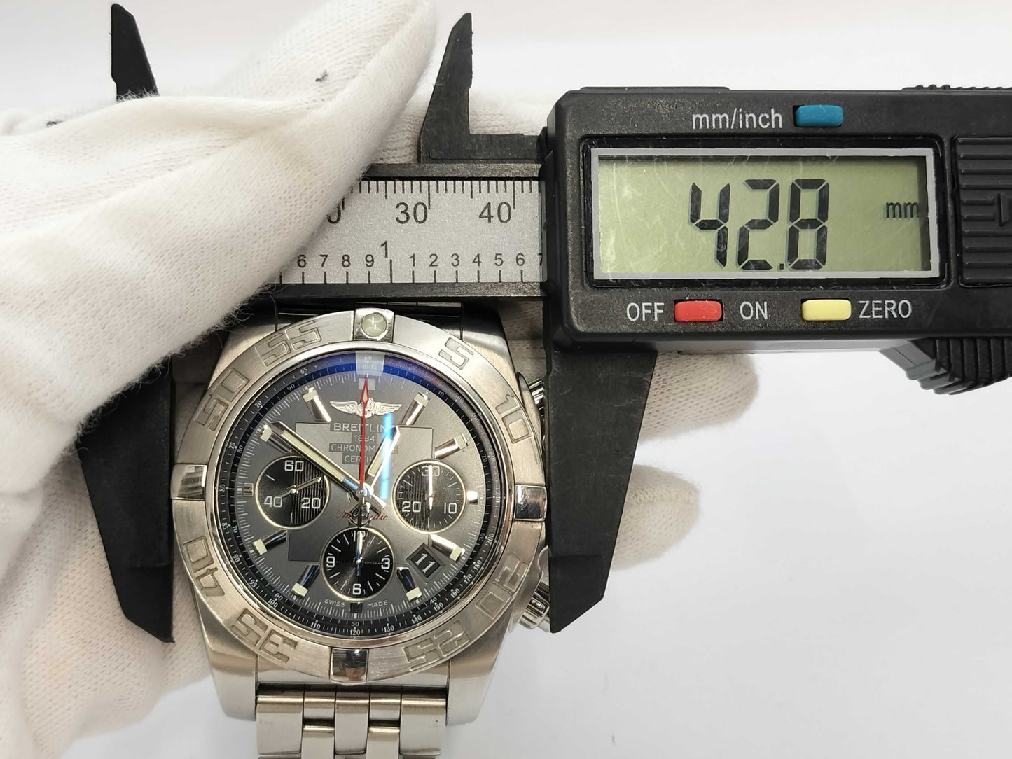 BREITLING Chronomat 44 Flying Fish AB0110 3130479 Automatic Men's Watch