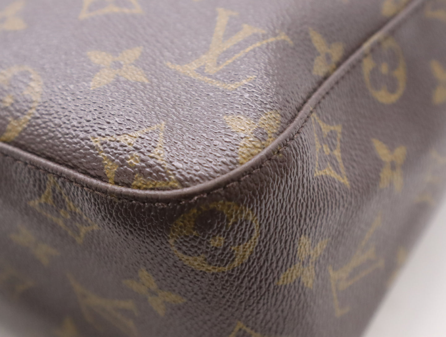 LOUIS VUITTON M51145 Monogram Looping GM Shoulder Bag