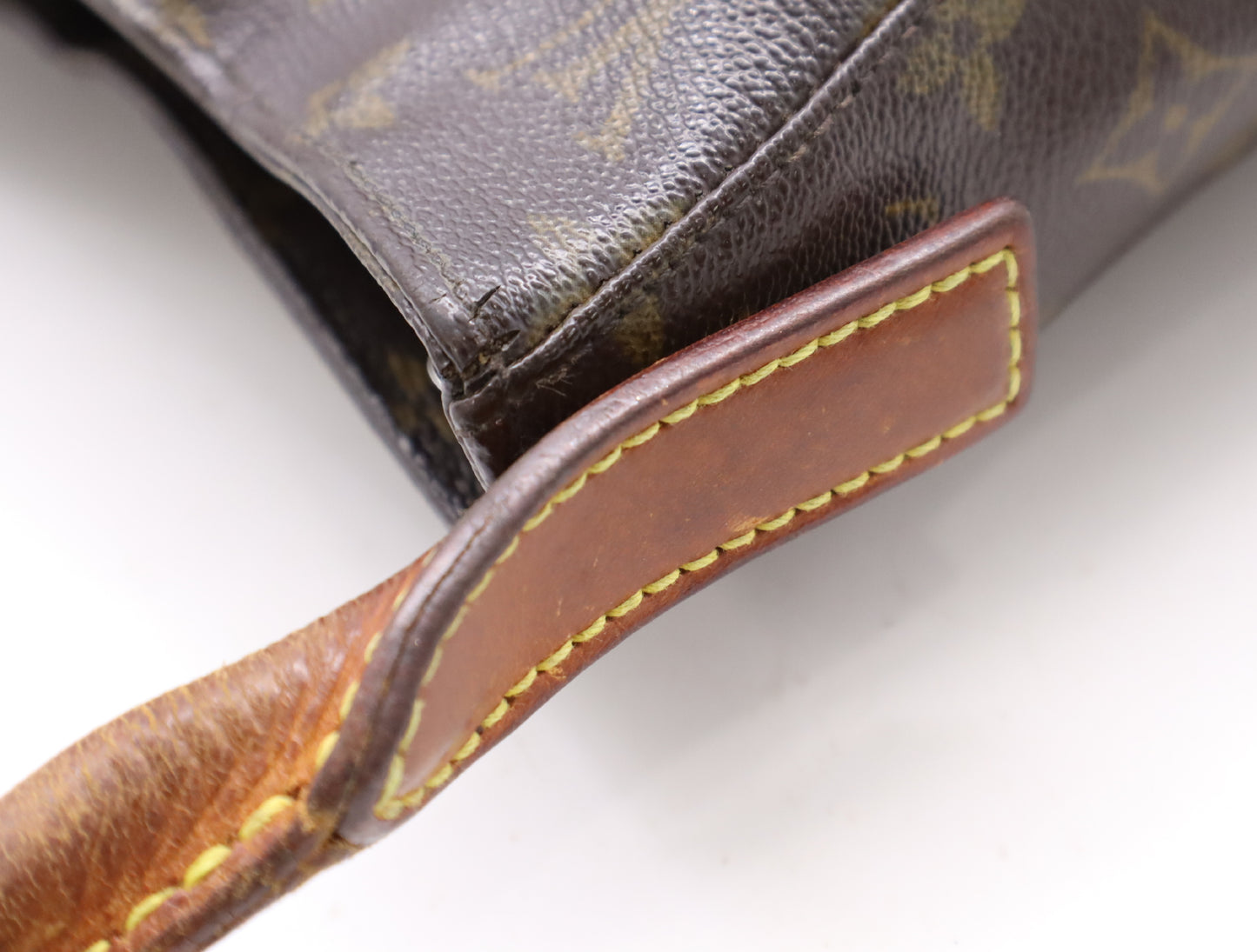 LOUIS VUITTON M51145 Monogram Looping GM Shoulder Bag