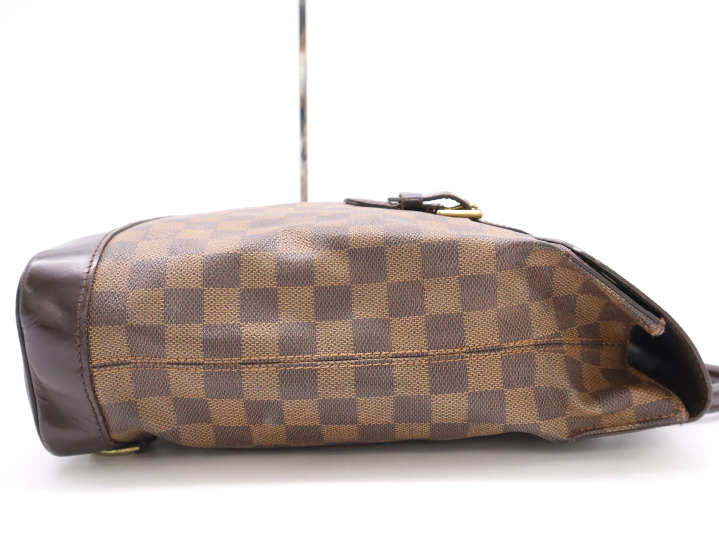 LOUIS VUITTON N51132 Damier Soho Handbag