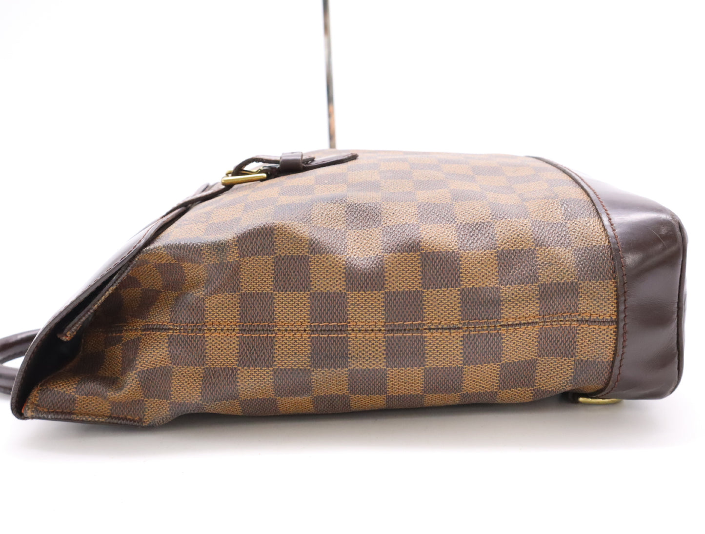 LOUIS VUITTON N51132 Damier Soho Handbag