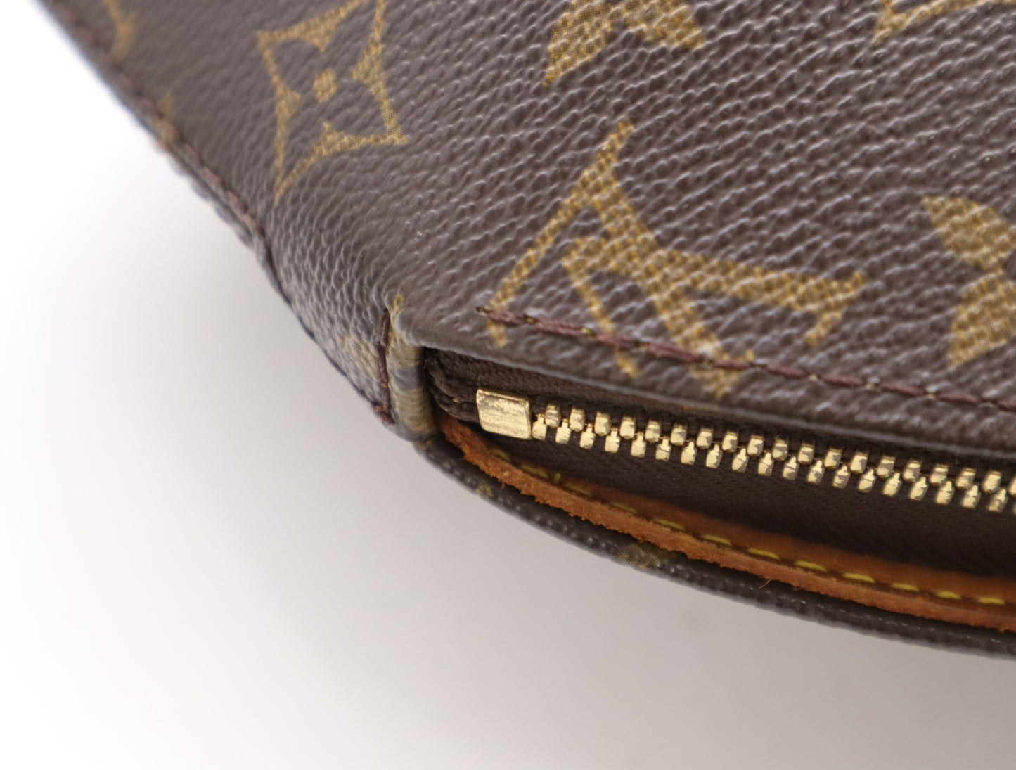 LOUIS VUITTON M51126 Monogram Ellipse MM Handbag