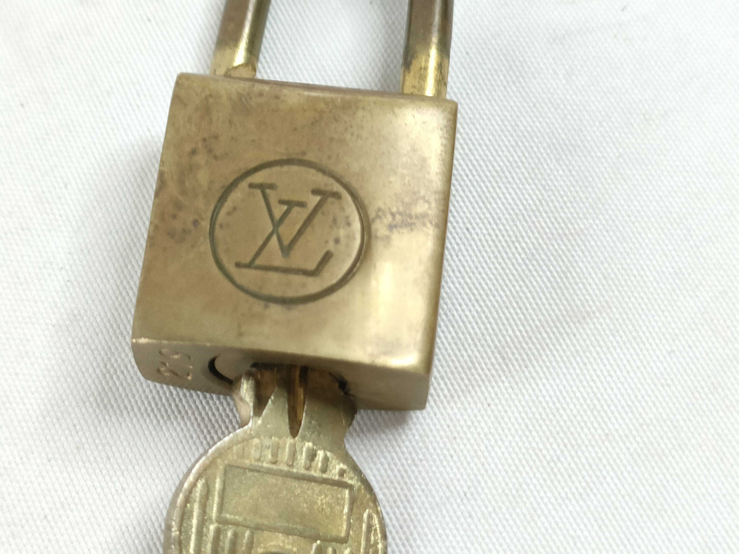 LOUIS VUITTON Cadena Key Set of 10 Other Accessories