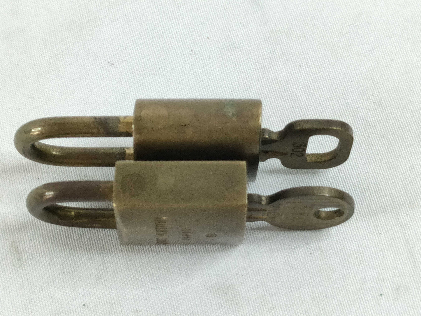 LOUIS VUITTON Cadena Key Set of 10 Other Accessories