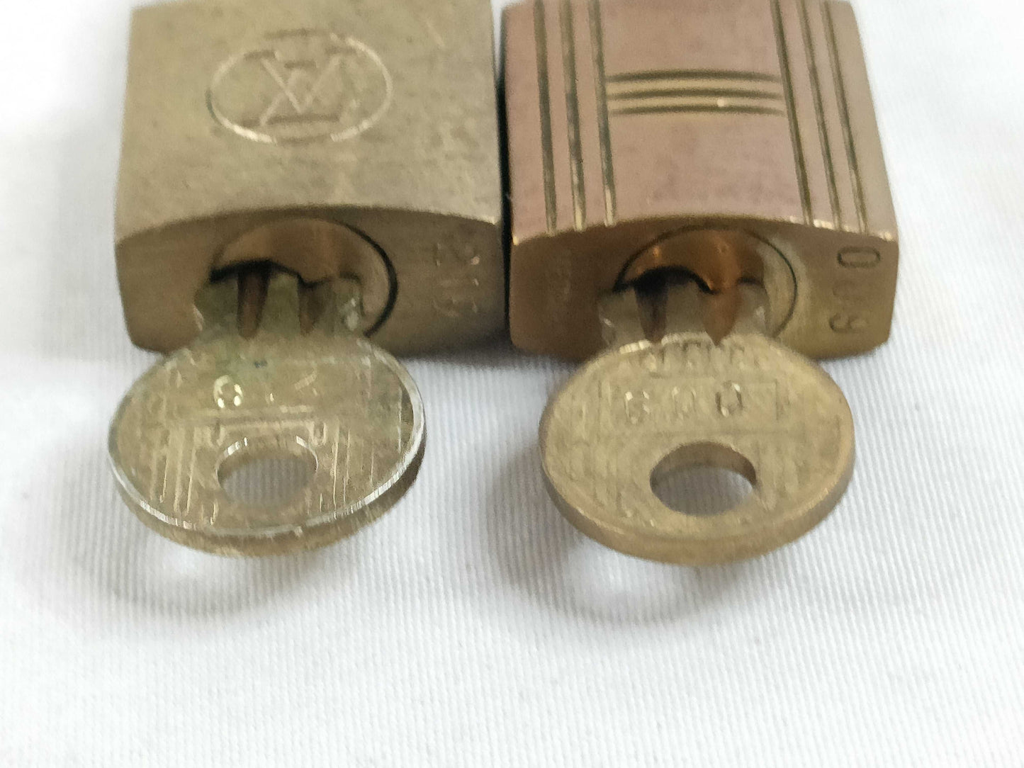 LOUIS VUITTON Cadena Key Set of 10 Other Accessories